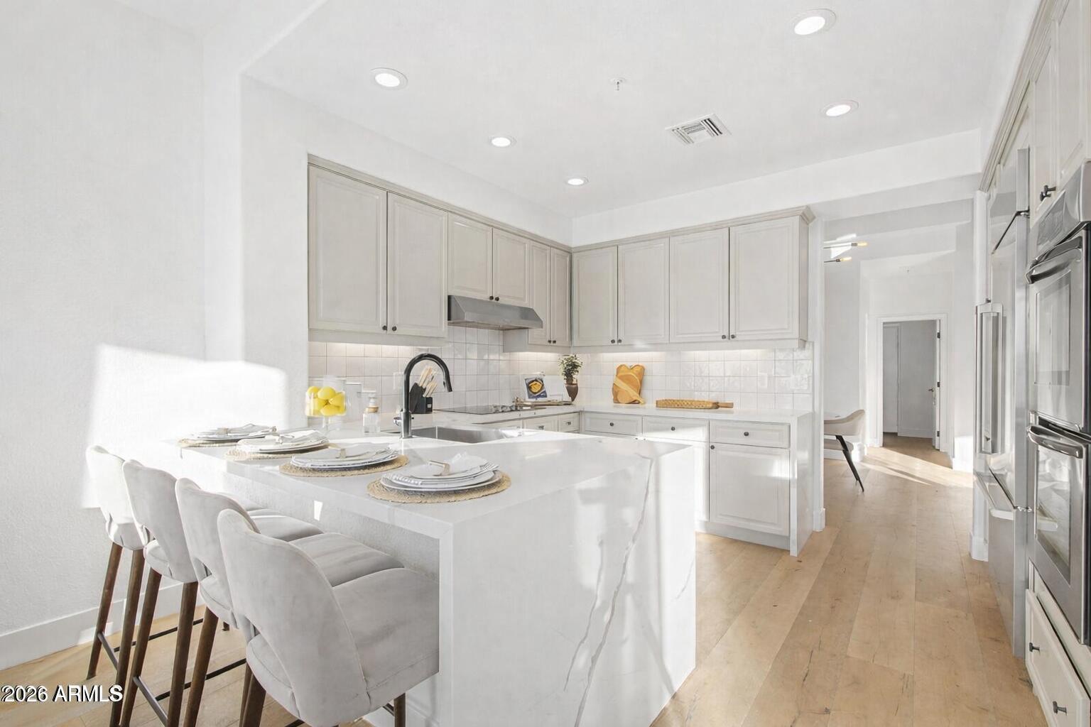 8989 N GAINEY CENTER Drive 101