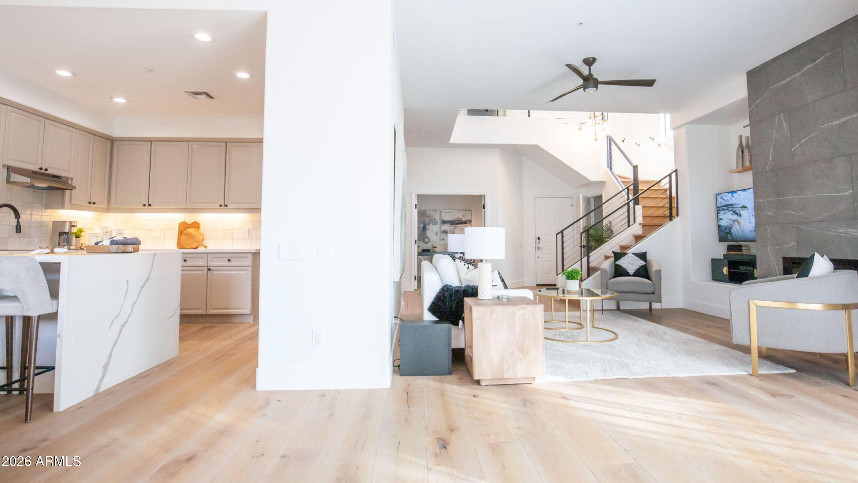 8989 N GAINEY CENTER Drive 101