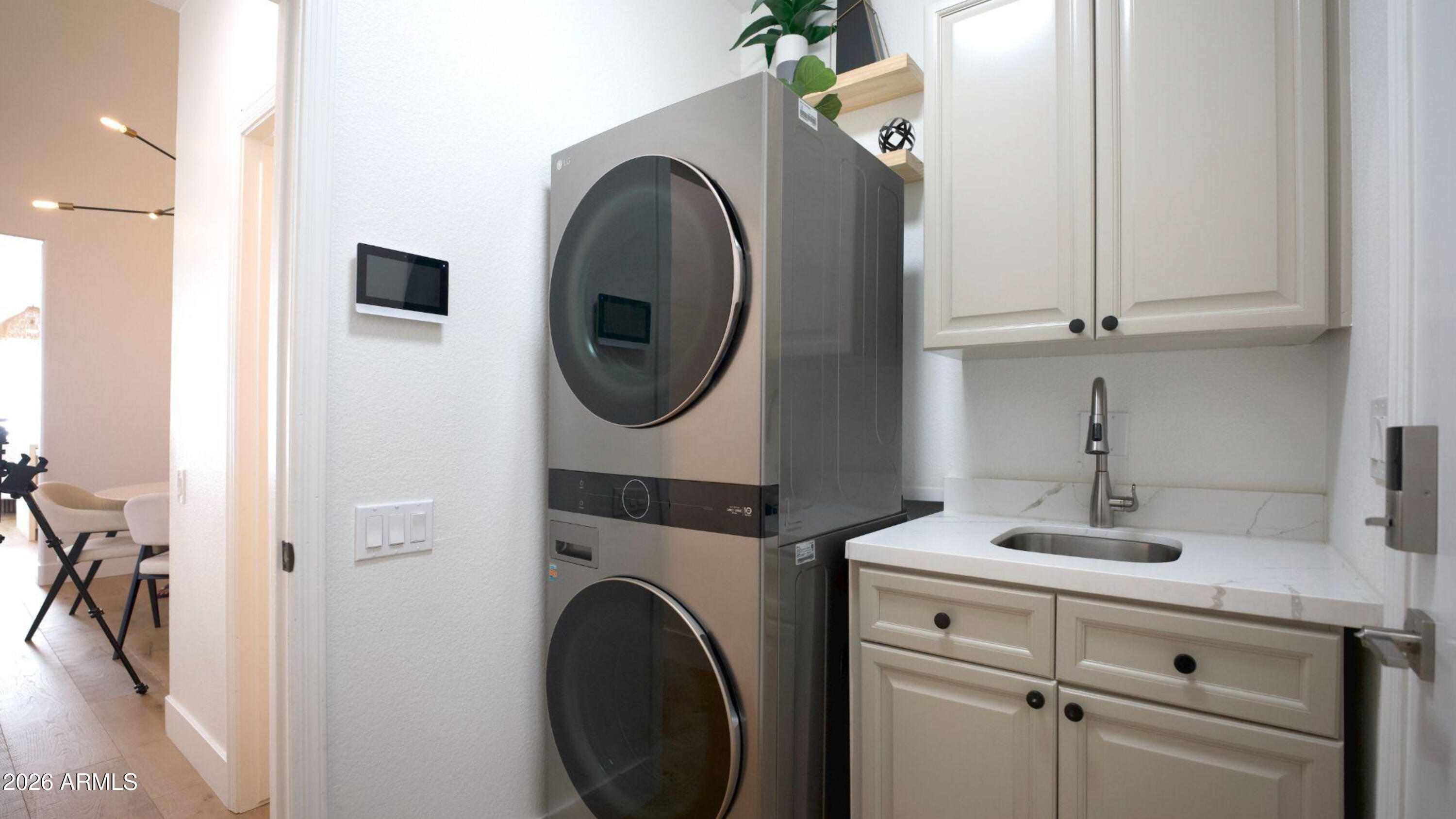 8989 N GAINEY CENTER Drive 101