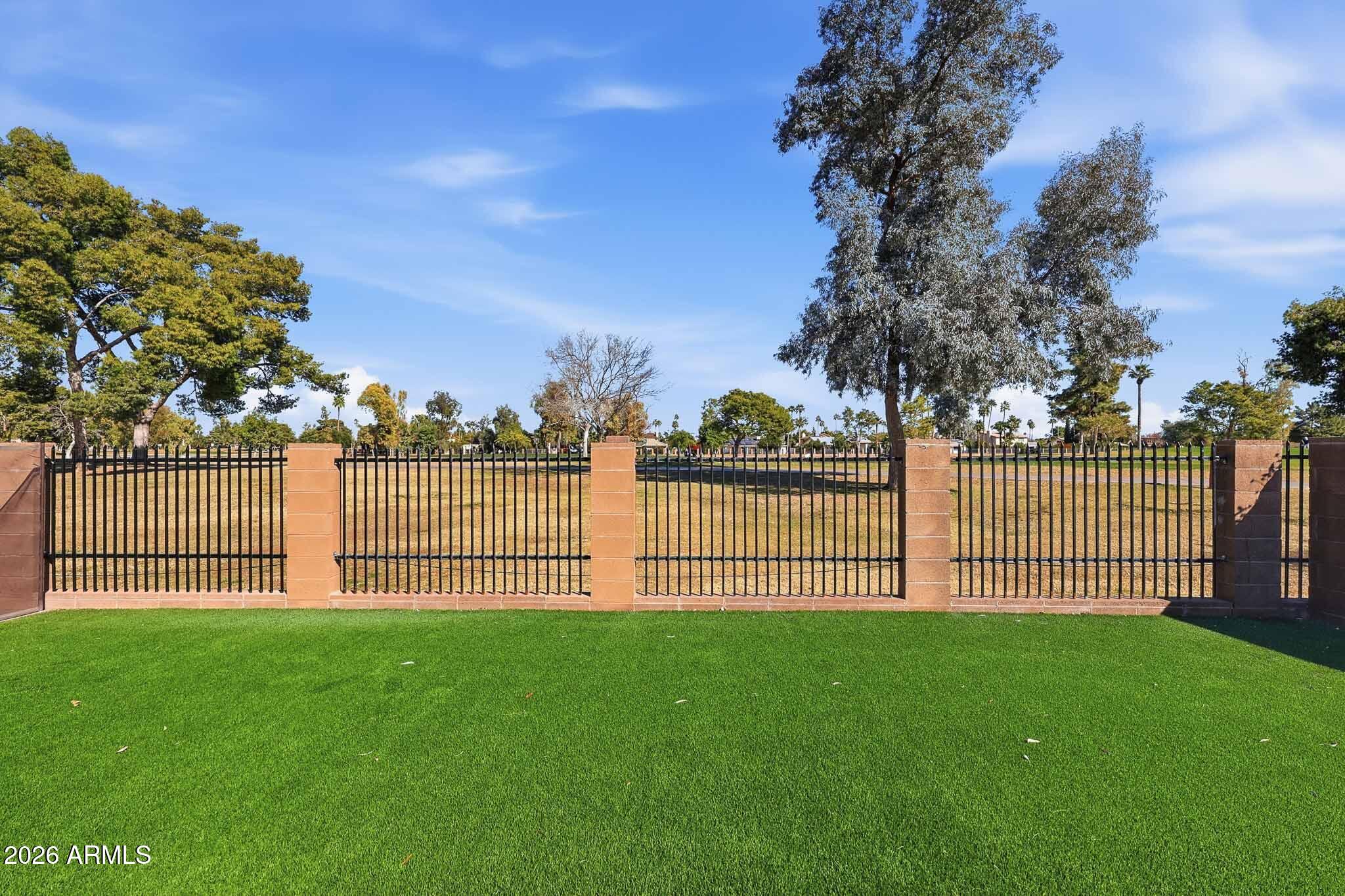 1618 W MILAGRO Avenue