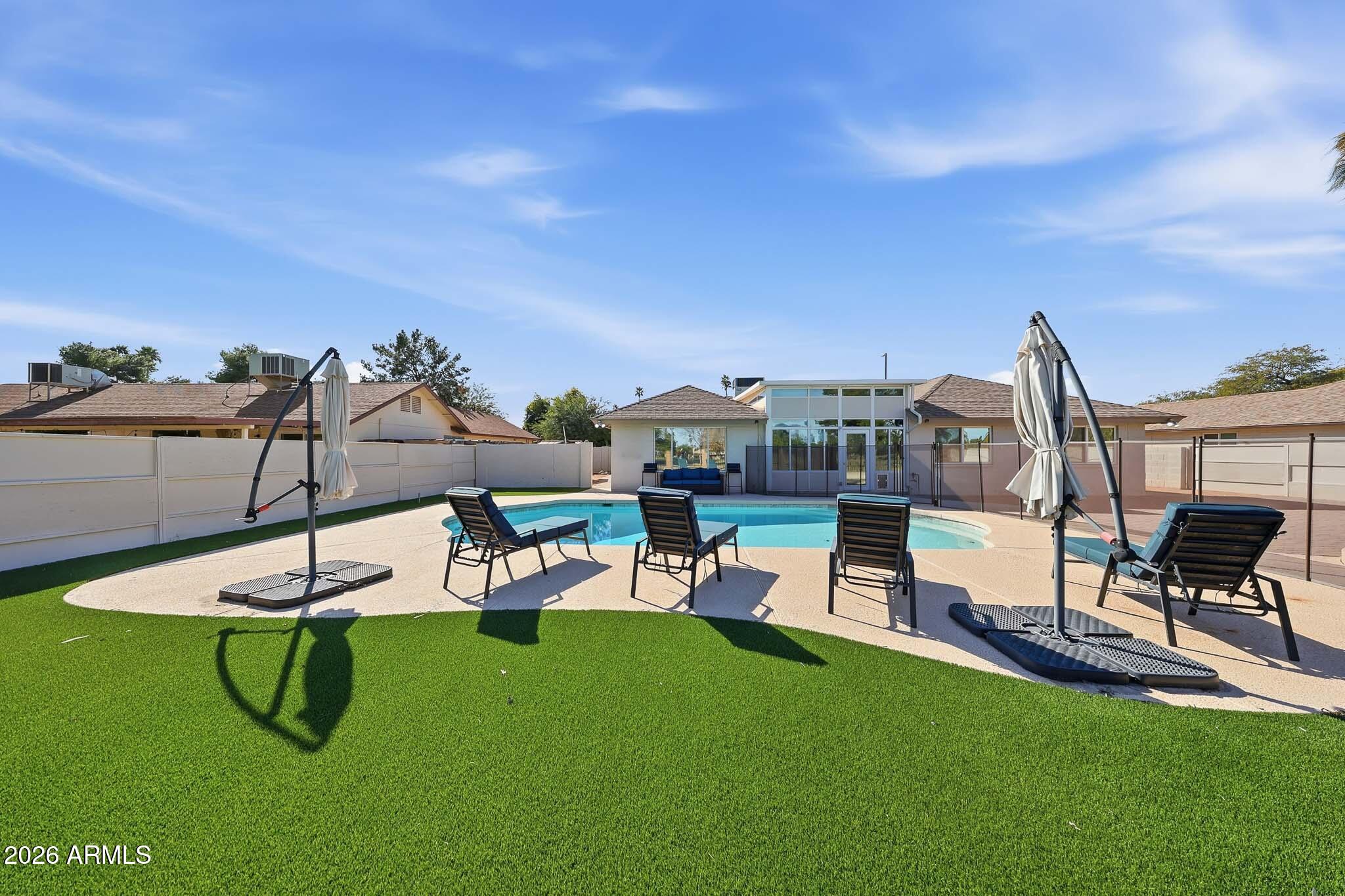 1618 W MILAGRO Avenue