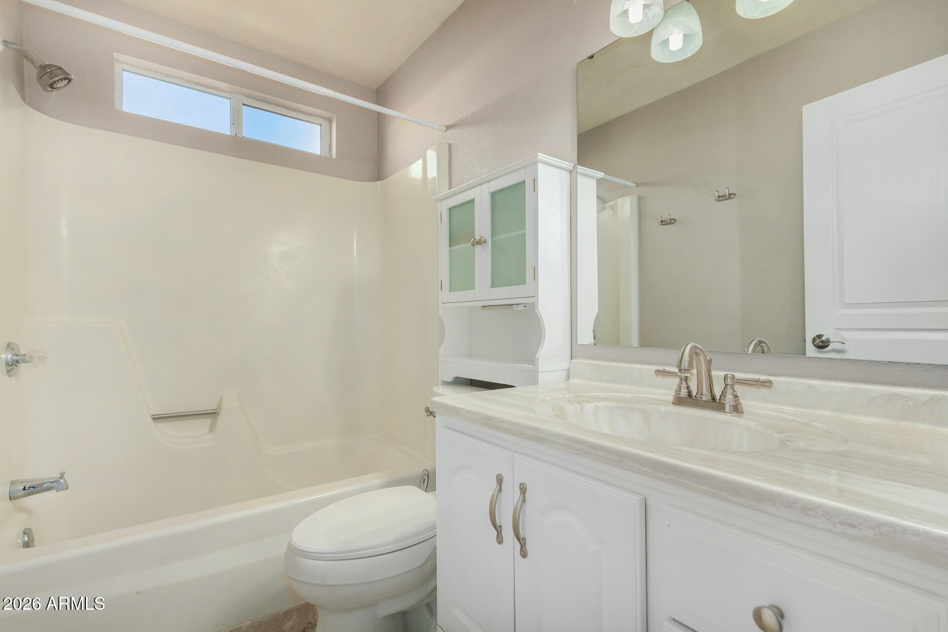 2323 E KATHLEEN Road