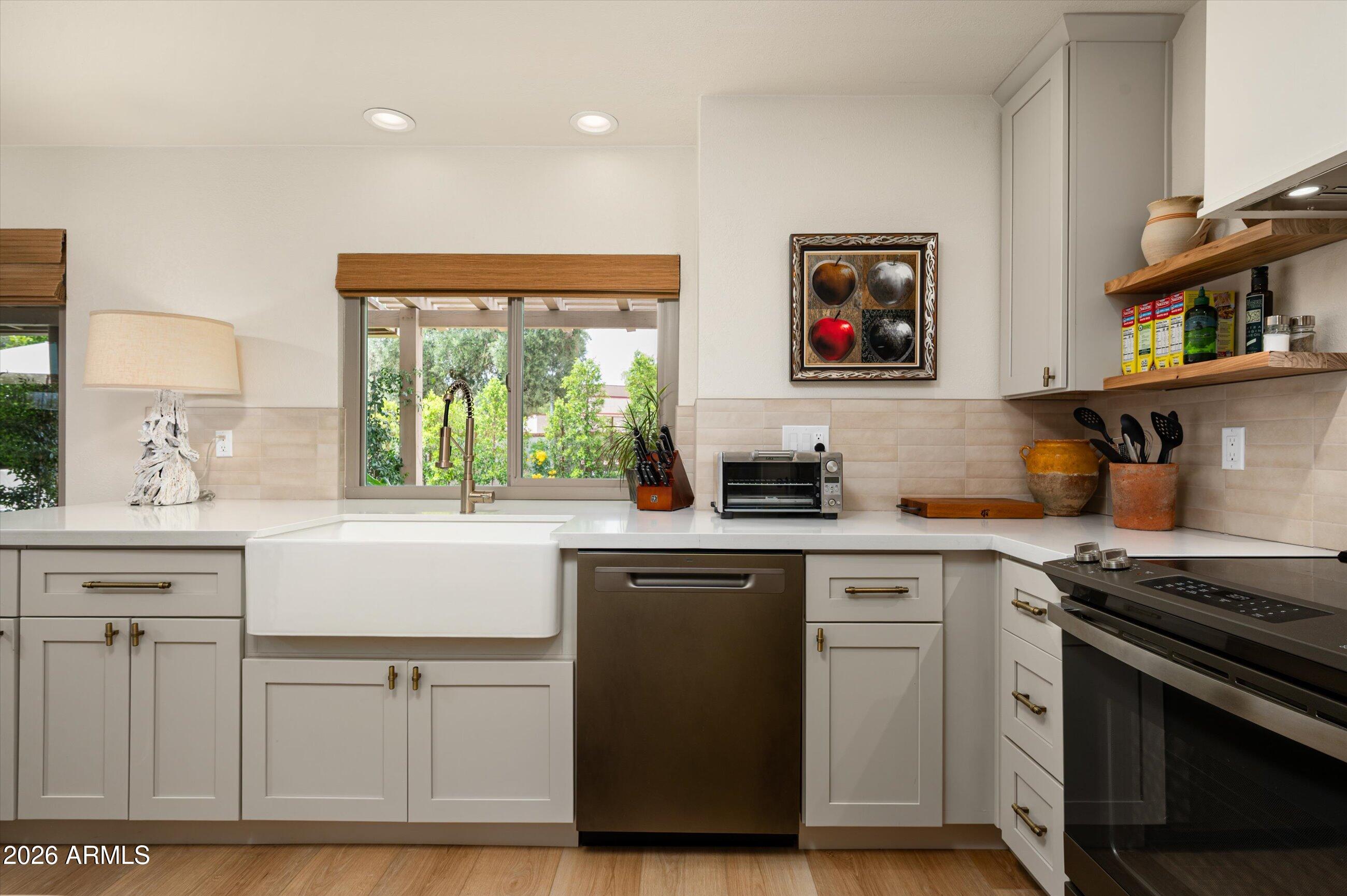 8068 E DEL TRIGO Road