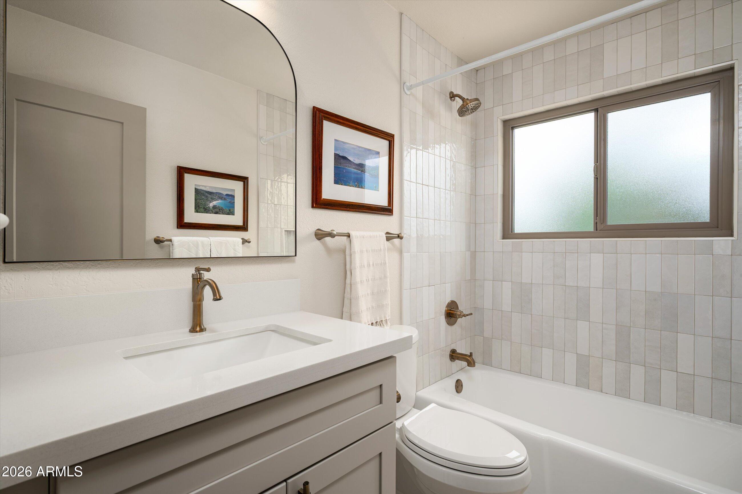 8068 E DEL TRIGO Road