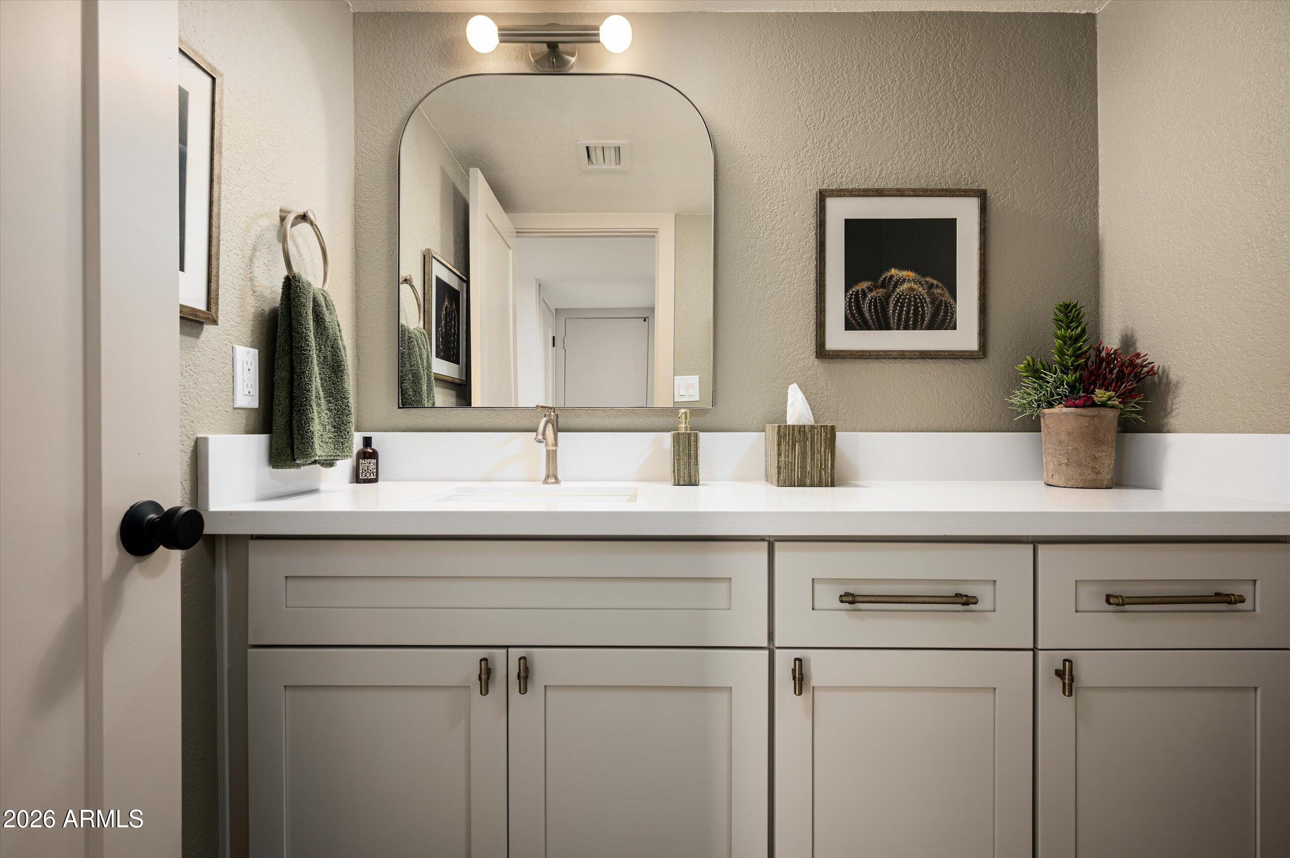 8068 E DEL TRIGO Road