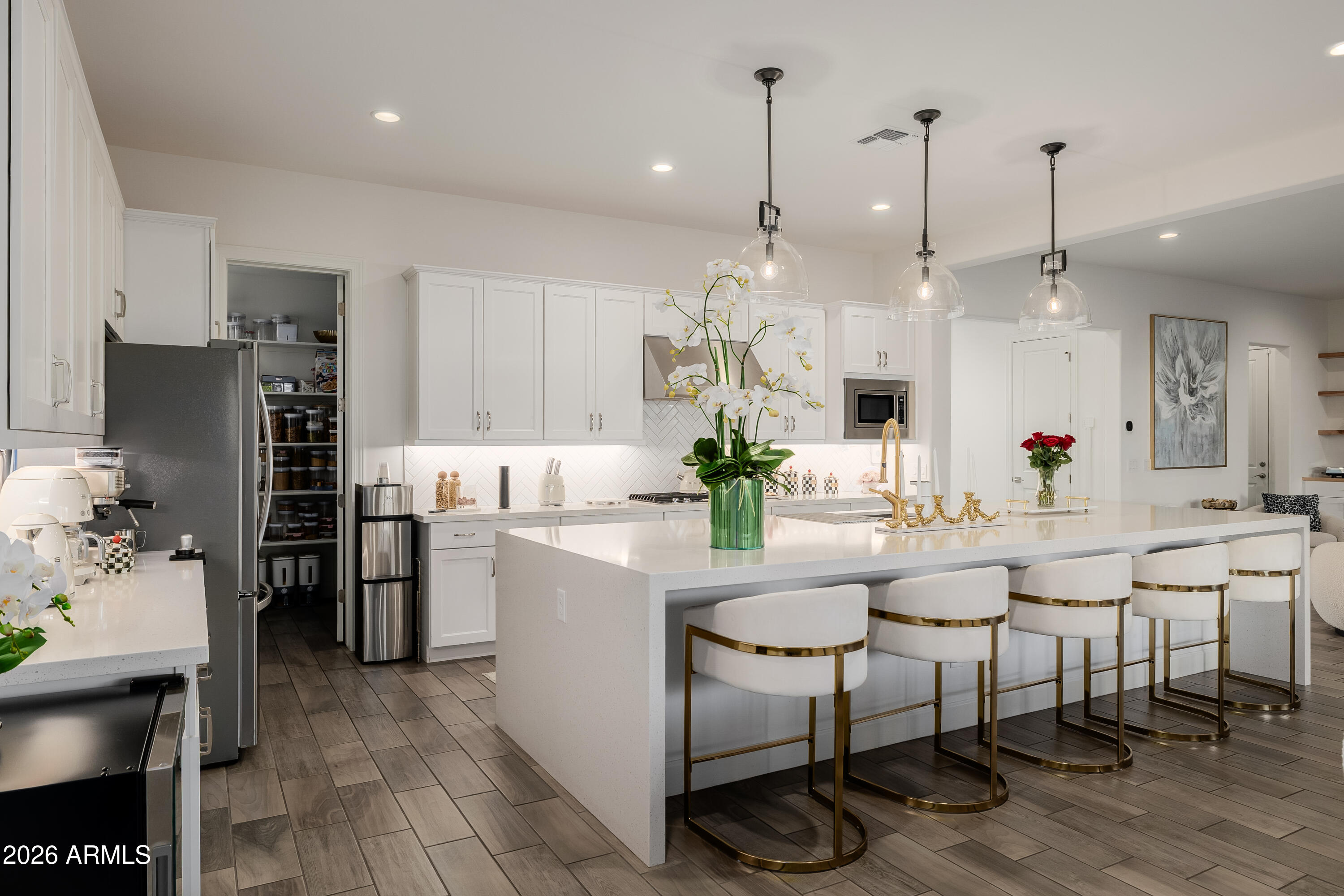 17210 W GRACEMONT Street