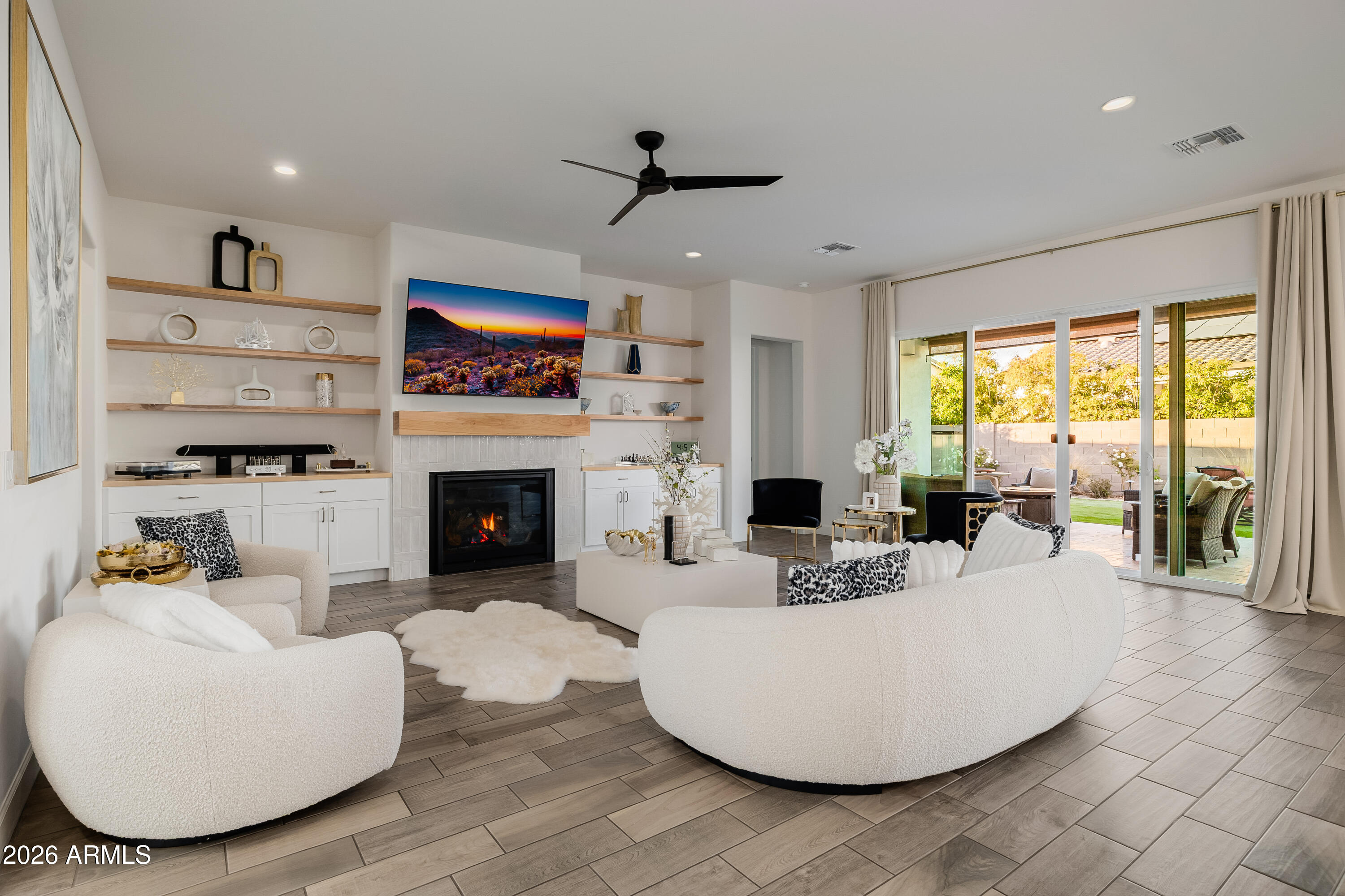 17210 W GRACEMONT Street