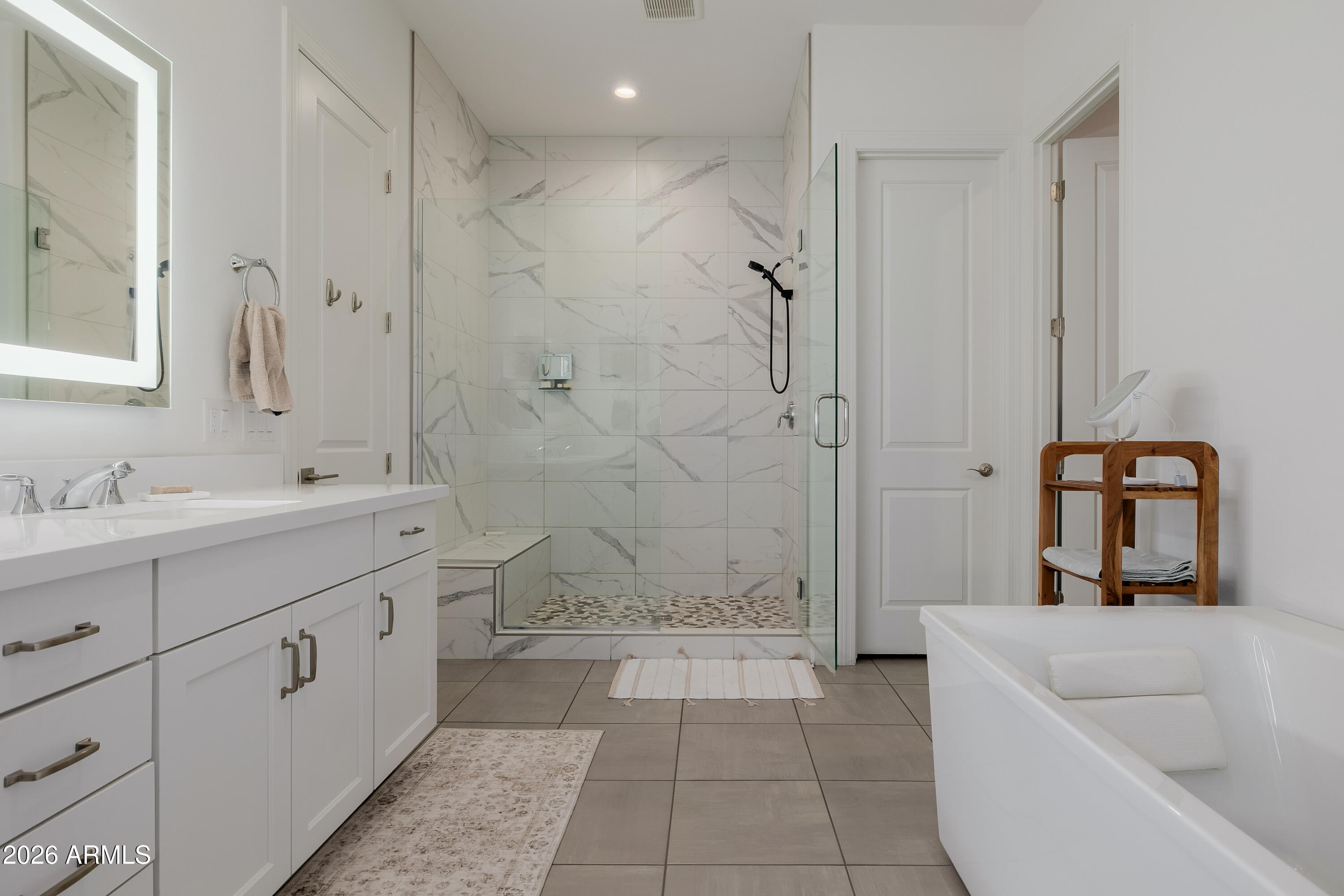 17210 W GRACEMONT Street