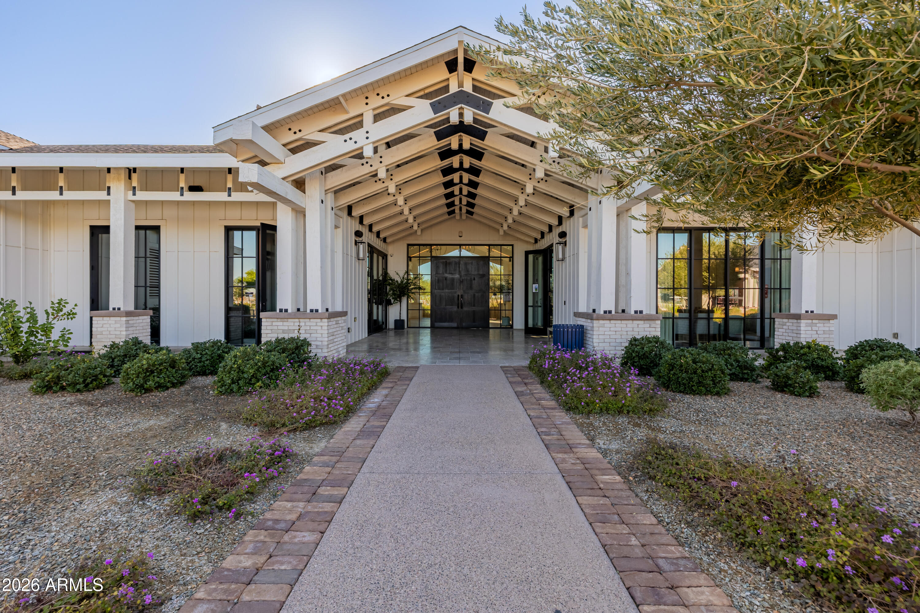 17210 W GRACEMONT Street