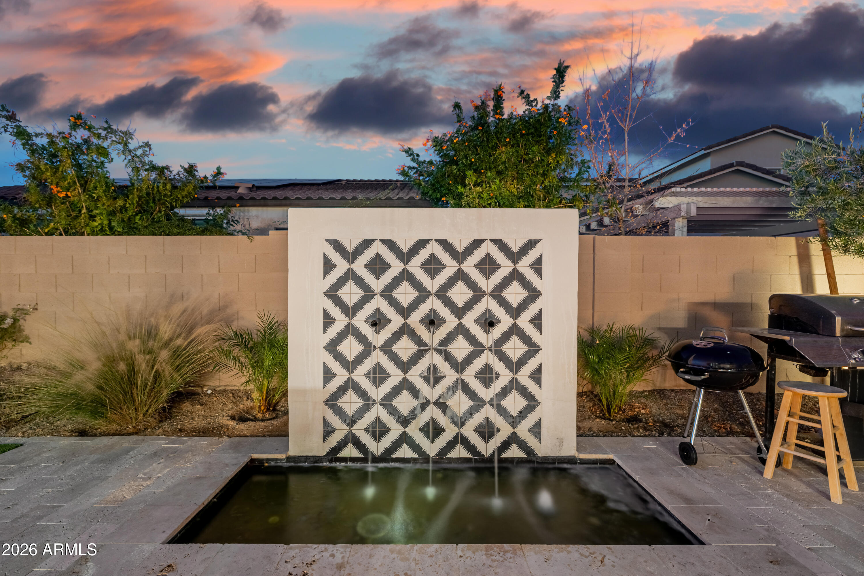 17210 W GRACEMONT Street