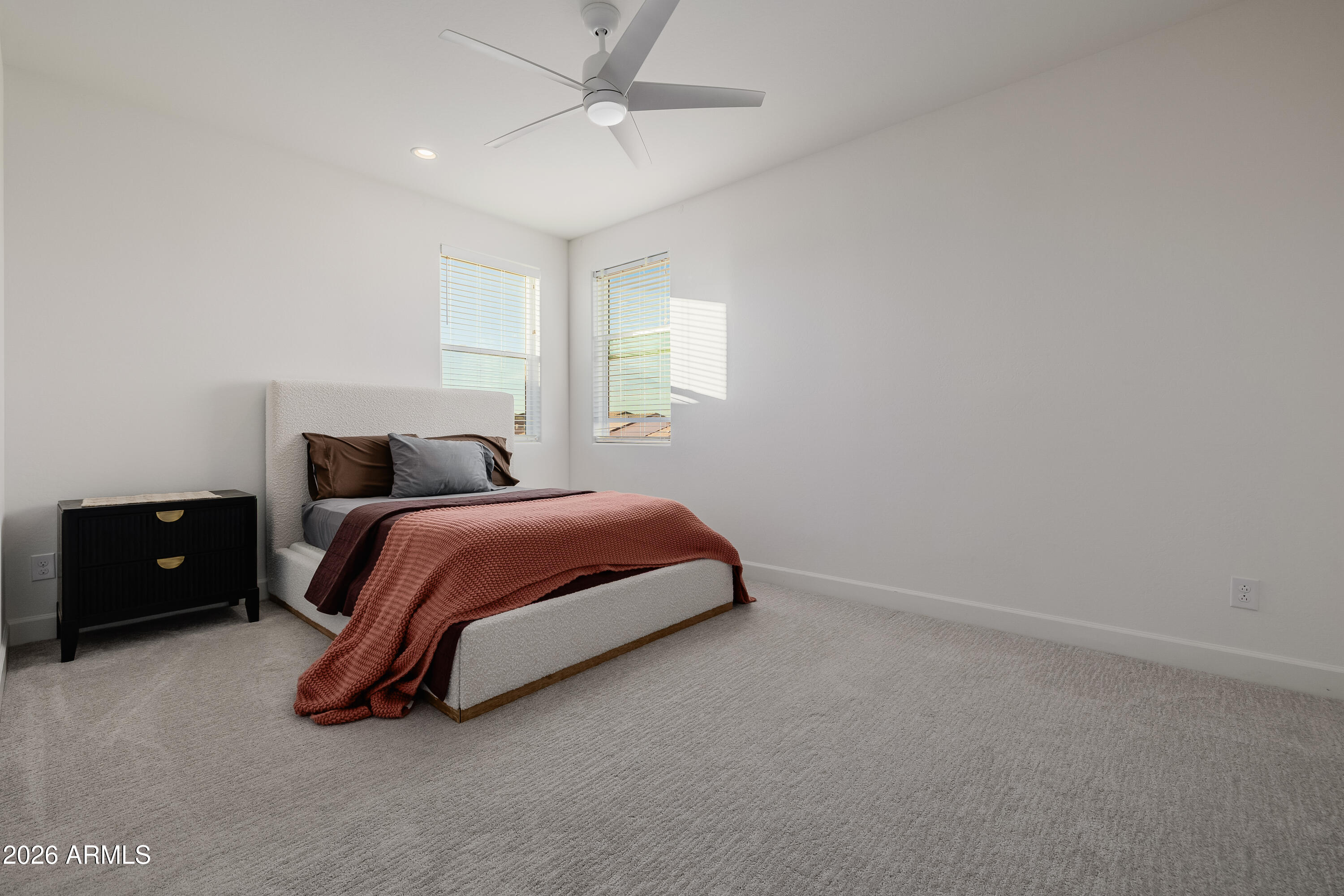 17210 W GRACEMONT Street