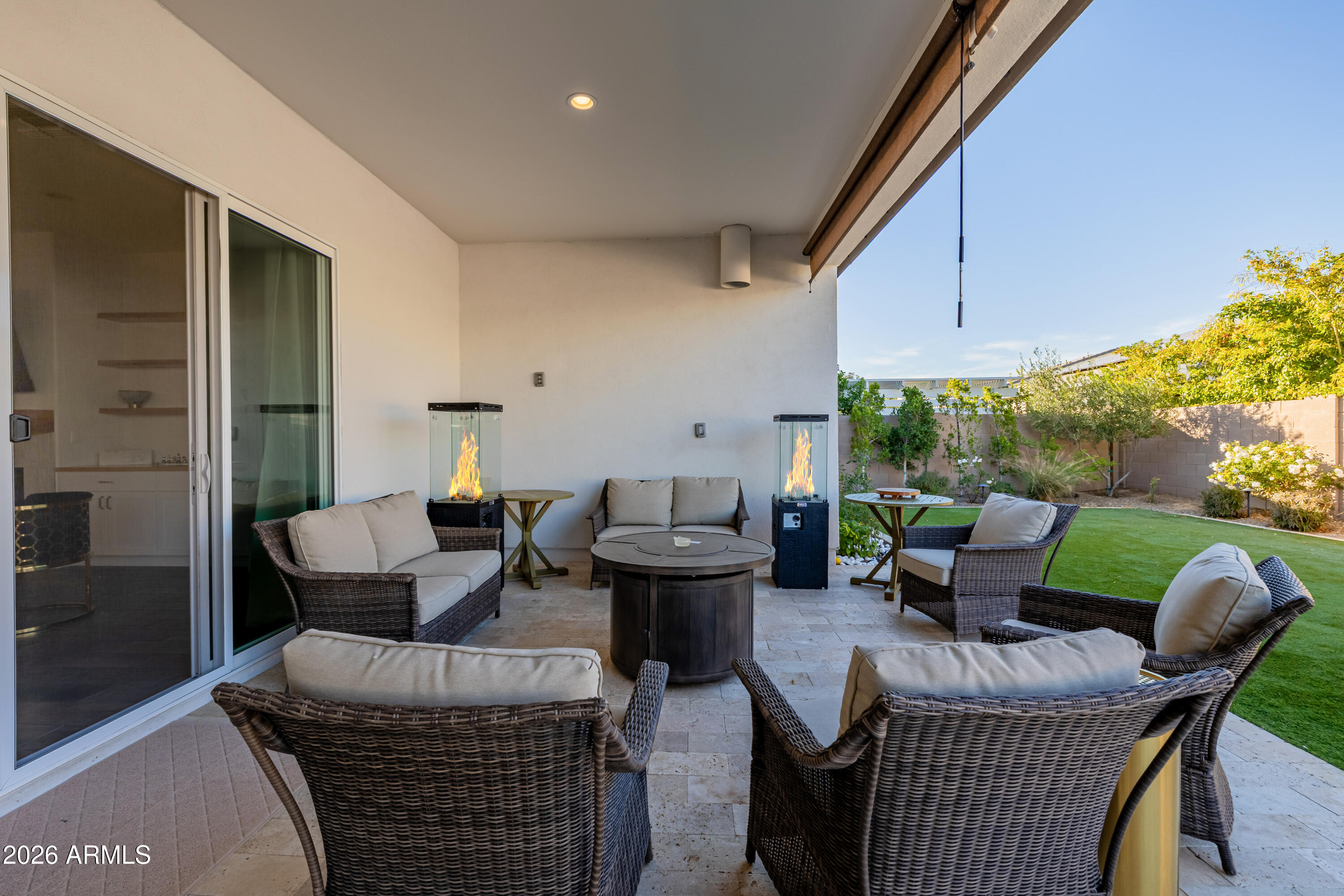 17210 W GRACEMONT Street