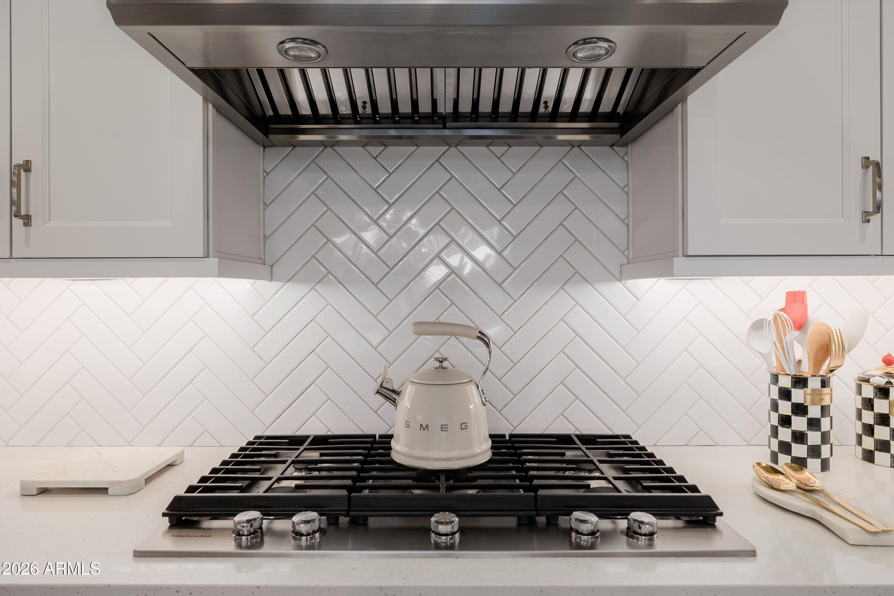 17210 W GRACEMONT Street