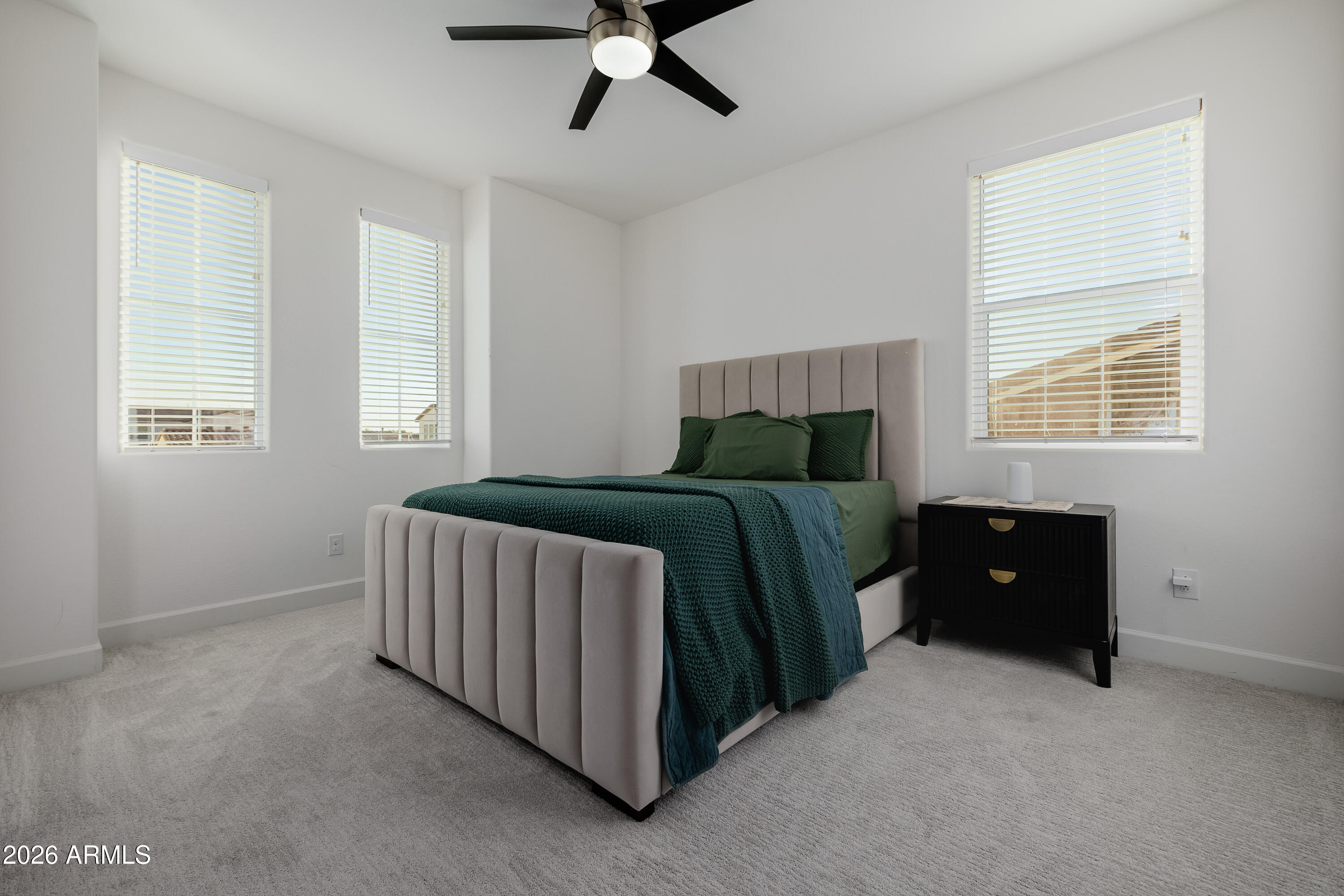 17210 W GRACEMONT Street