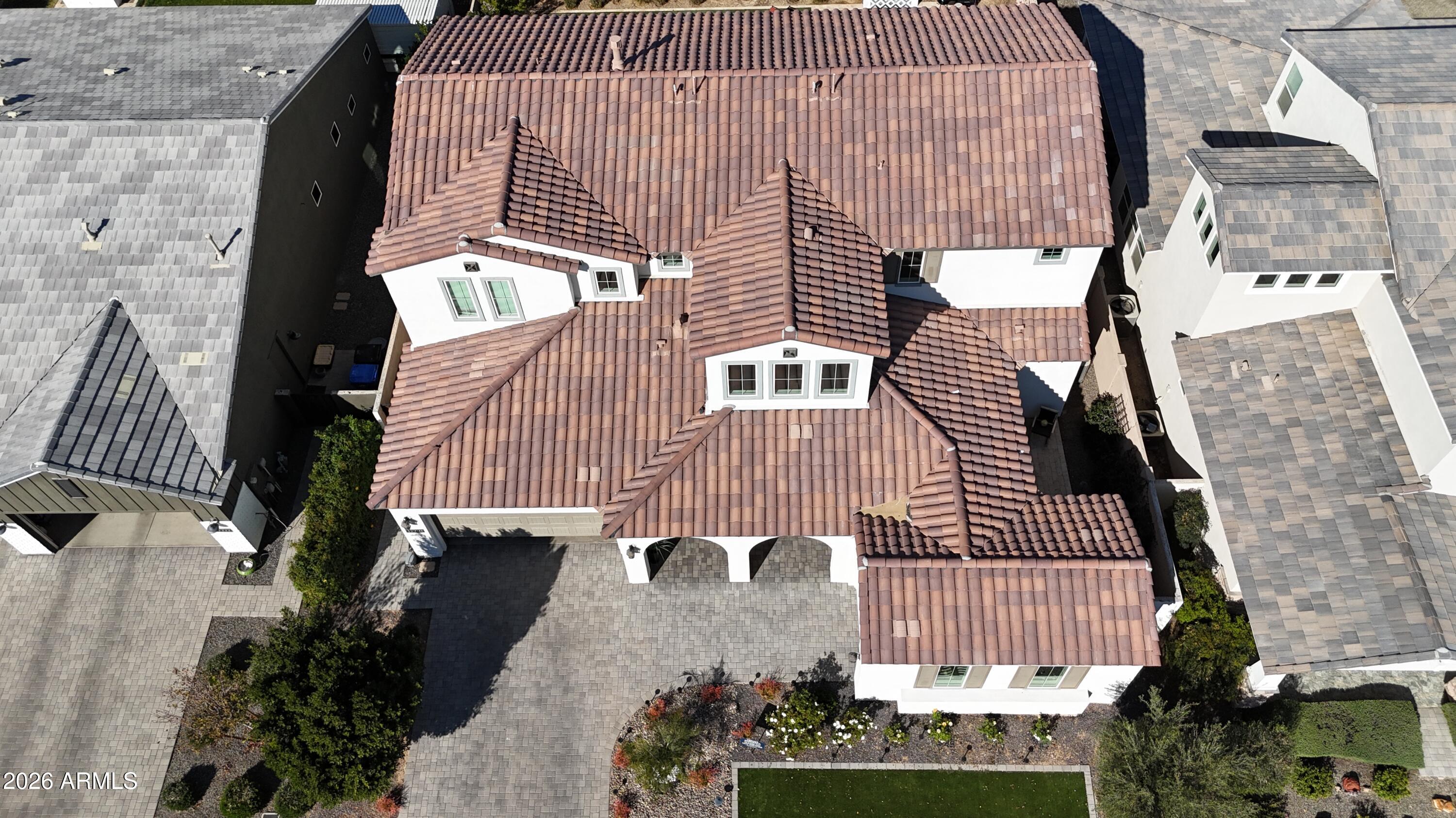 17210 W GRACEMONT Street