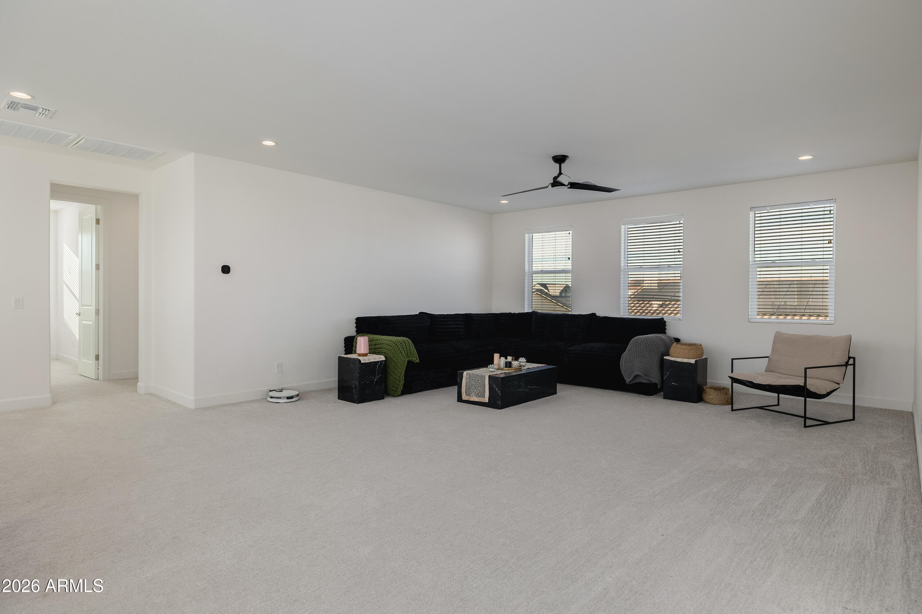 17210 W GRACEMONT Street