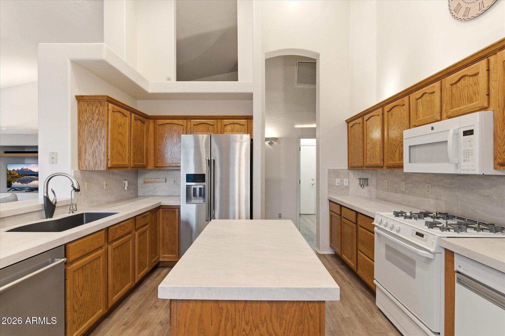 3060 N RIDGECREST 115