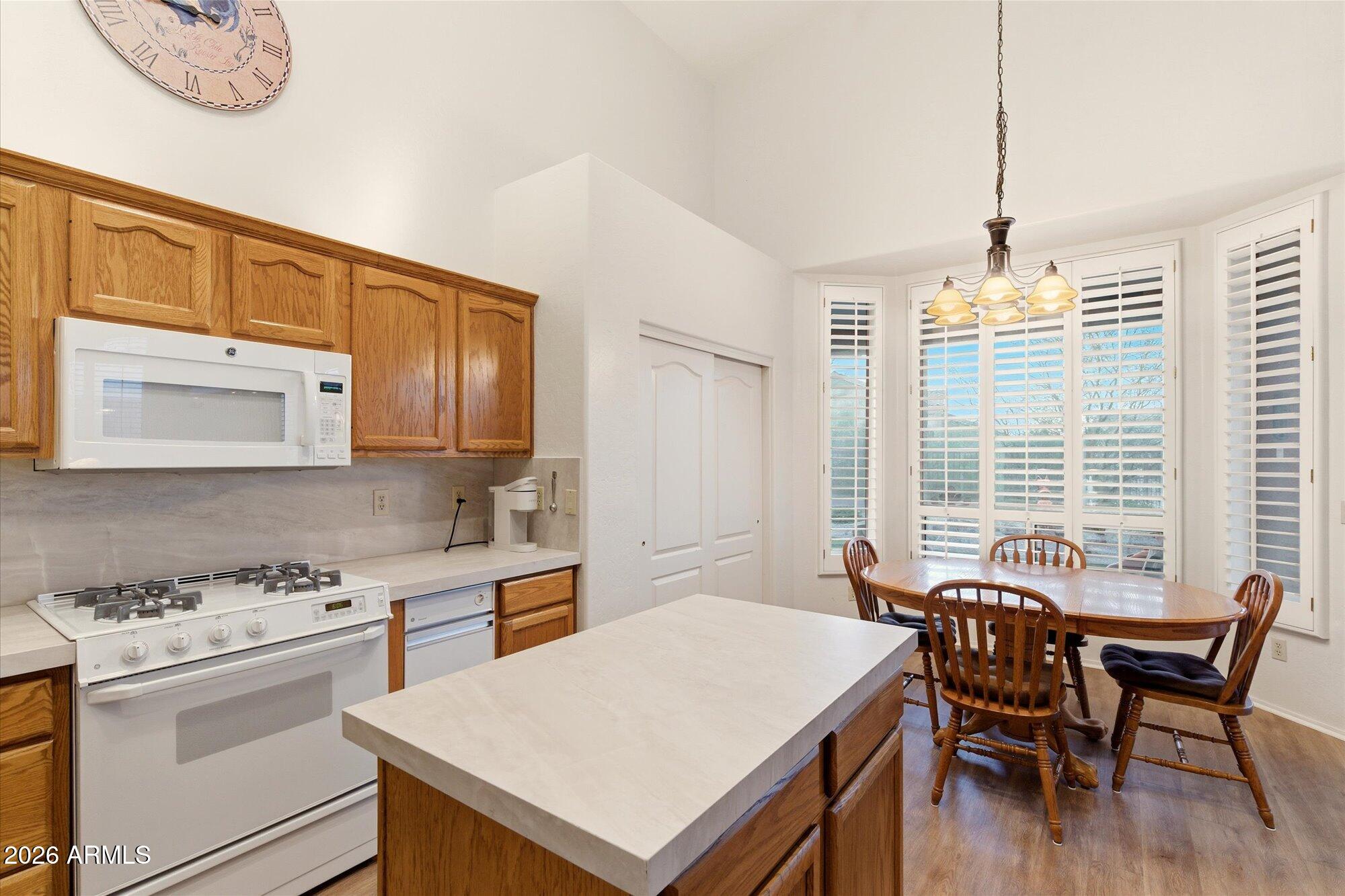 3060 N RIDGECREST 115