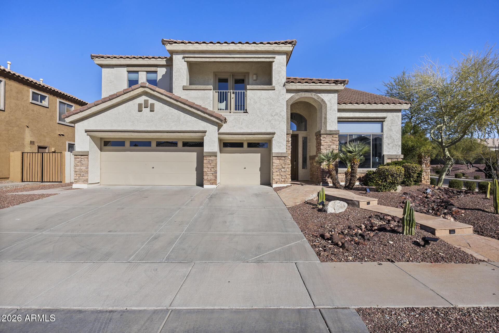 2210 W CRIMSON Terrace