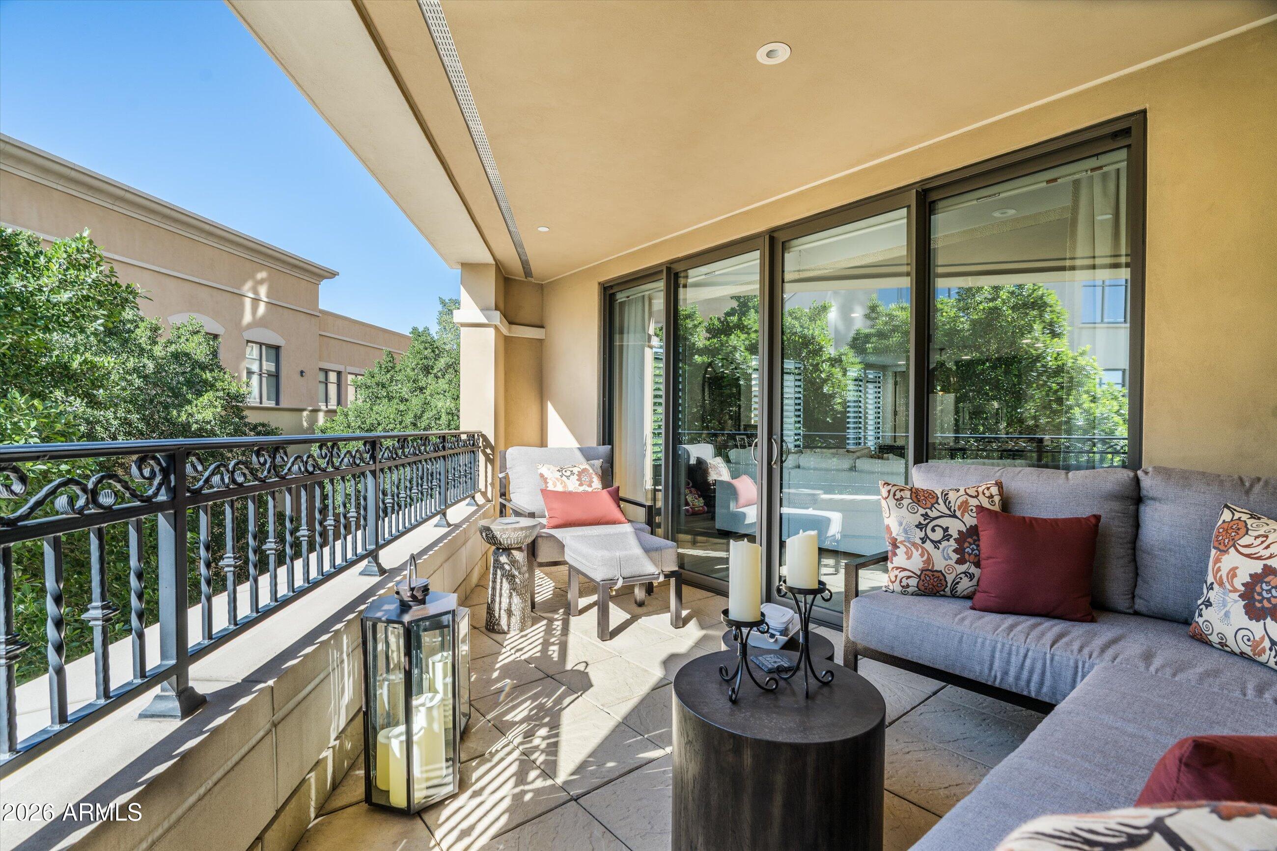 7175 E Camelback Road 305