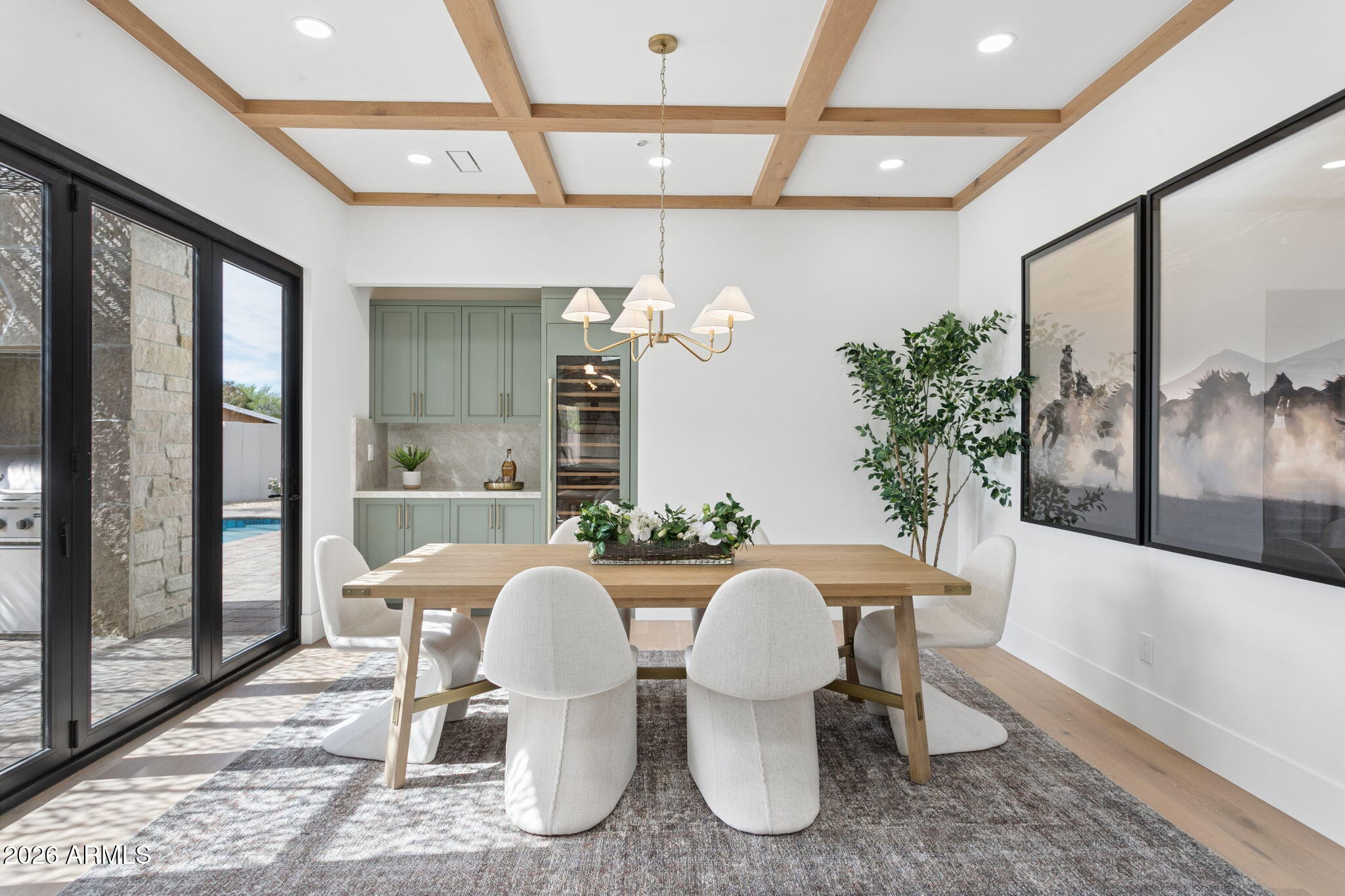 7019 E VISTA Drive