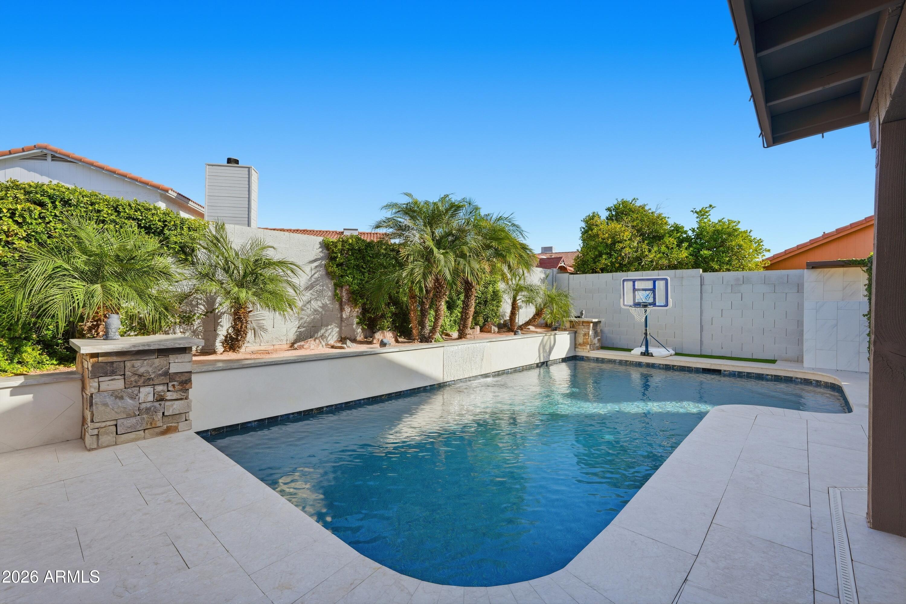 756 E Palomino Drive