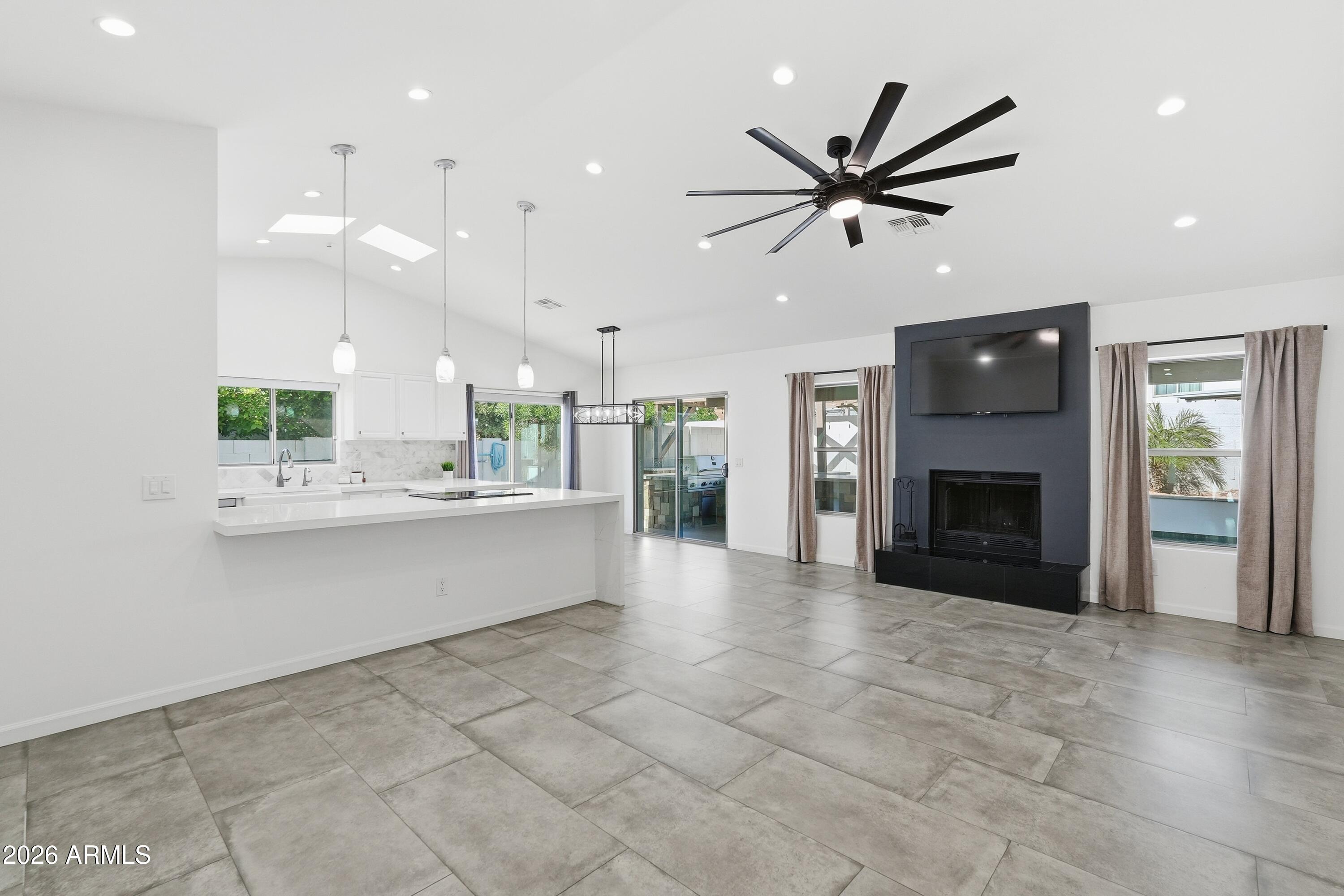 756 E Palomino Drive