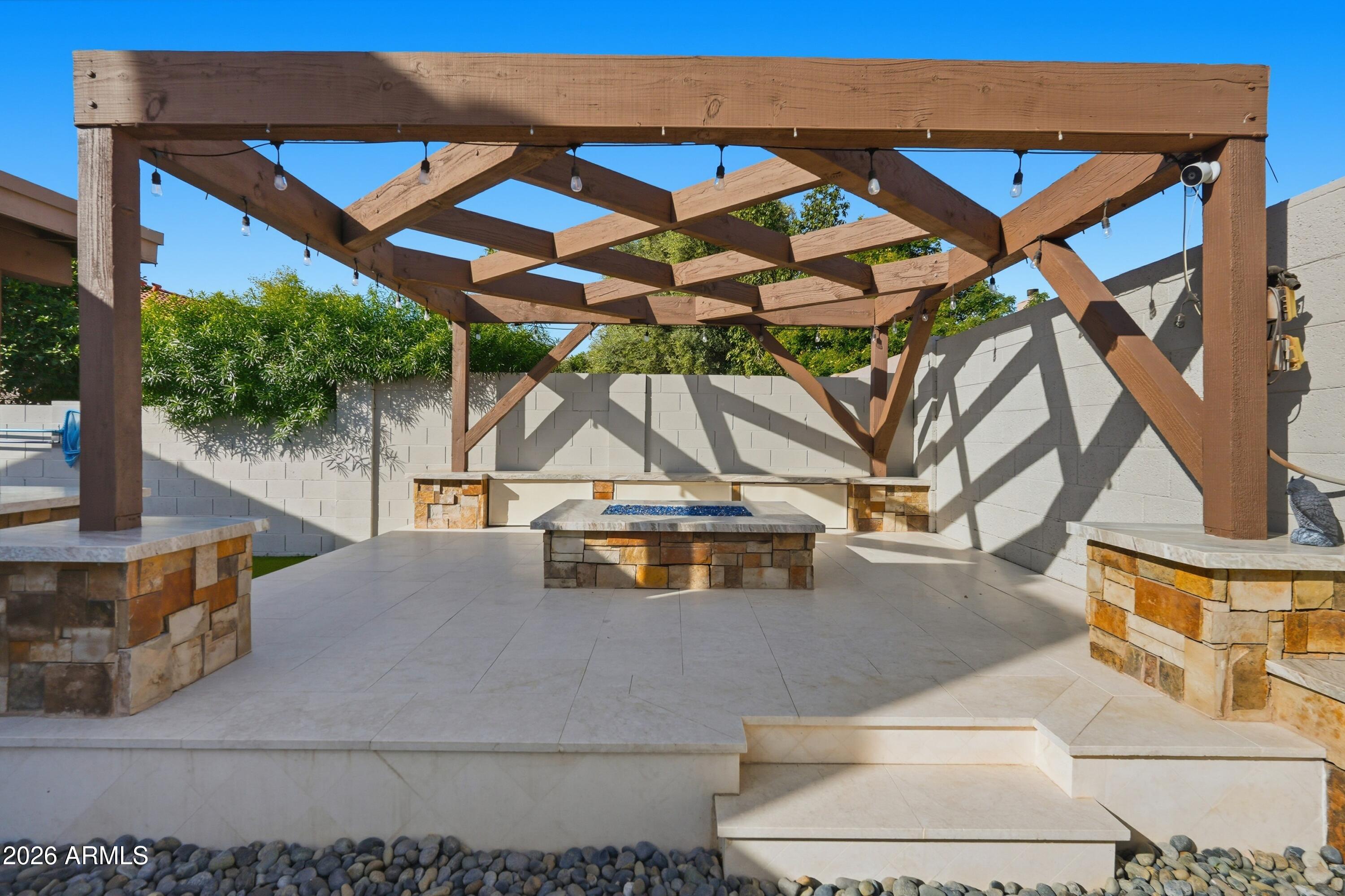 756 E Palomino Drive