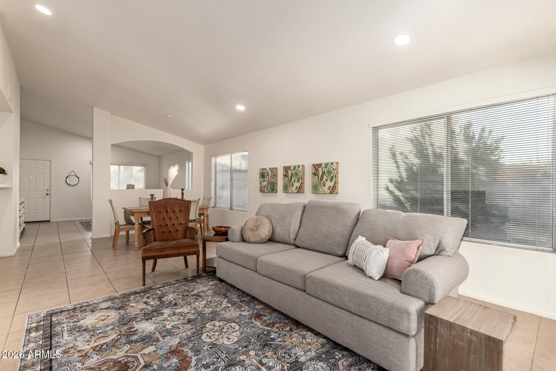 10736 W TURNEY Avenue