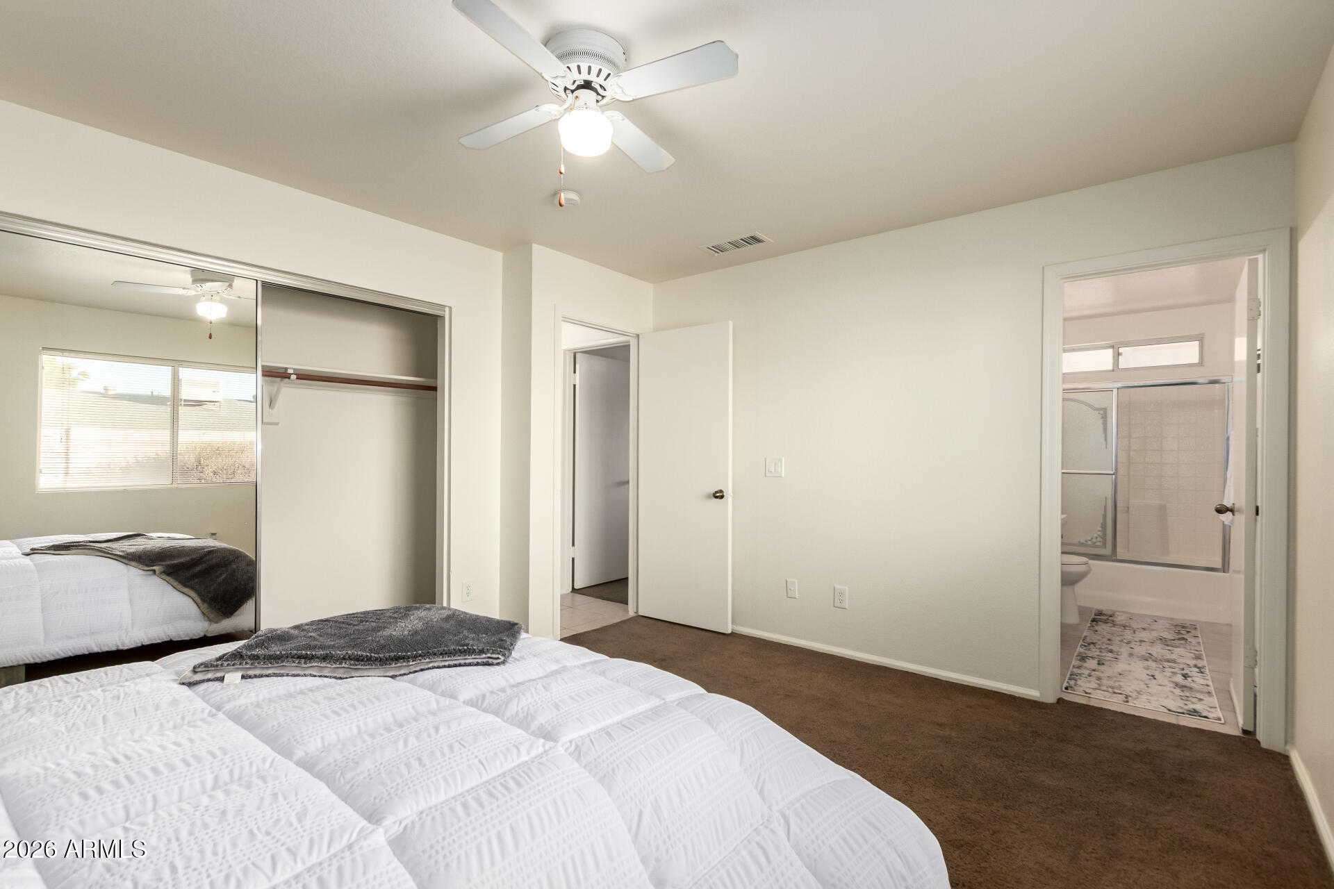 10736 W TURNEY Avenue