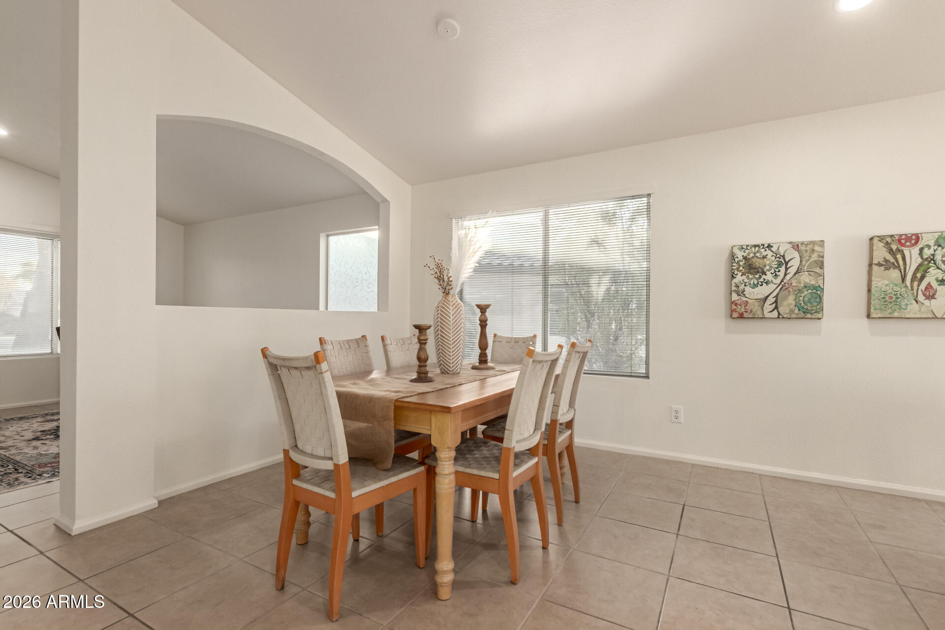 10736 W TURNEY Avenue