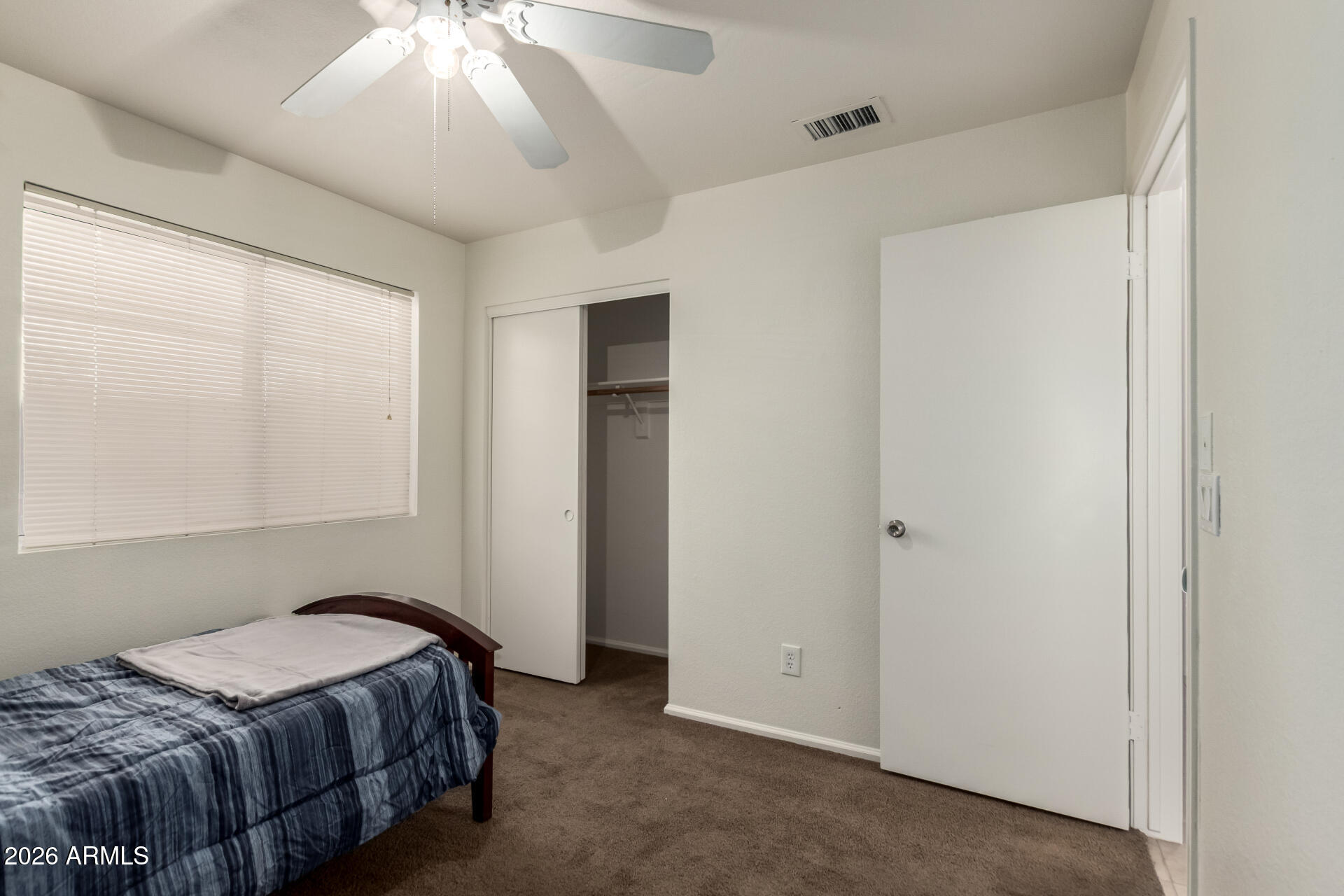 10736 W TURNEY Avenue