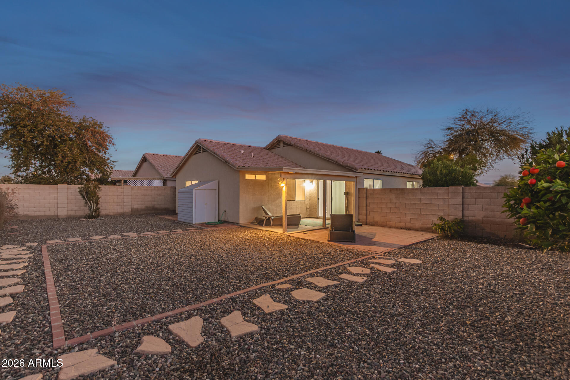 10736 W TURNEY Avenue