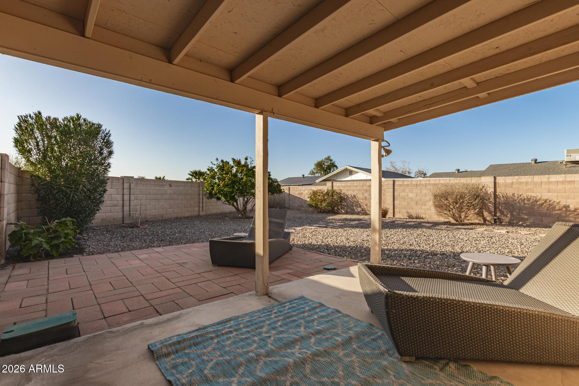 10736 W TURNEY Avenue