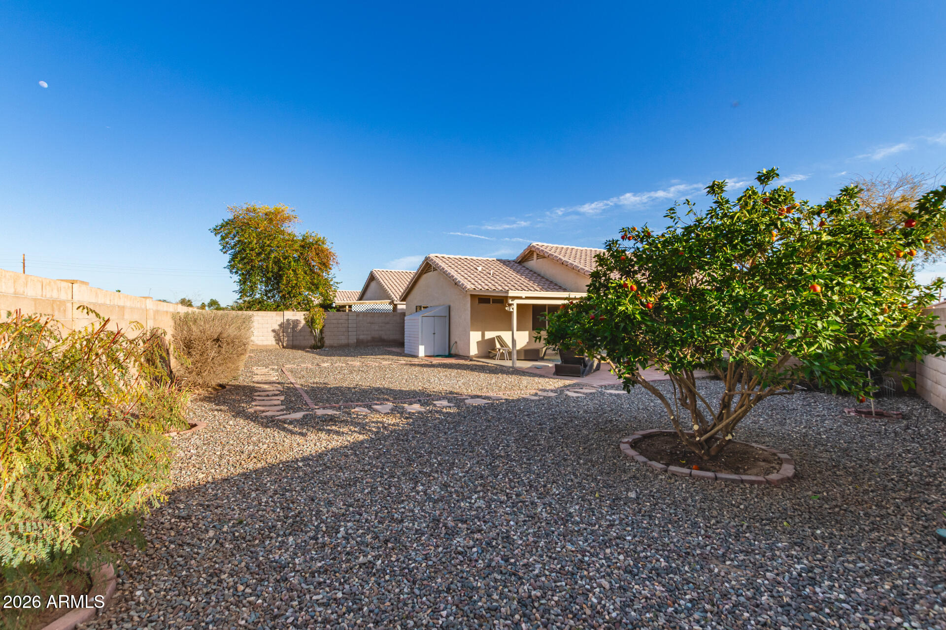 10736 W TURNEY Avenue