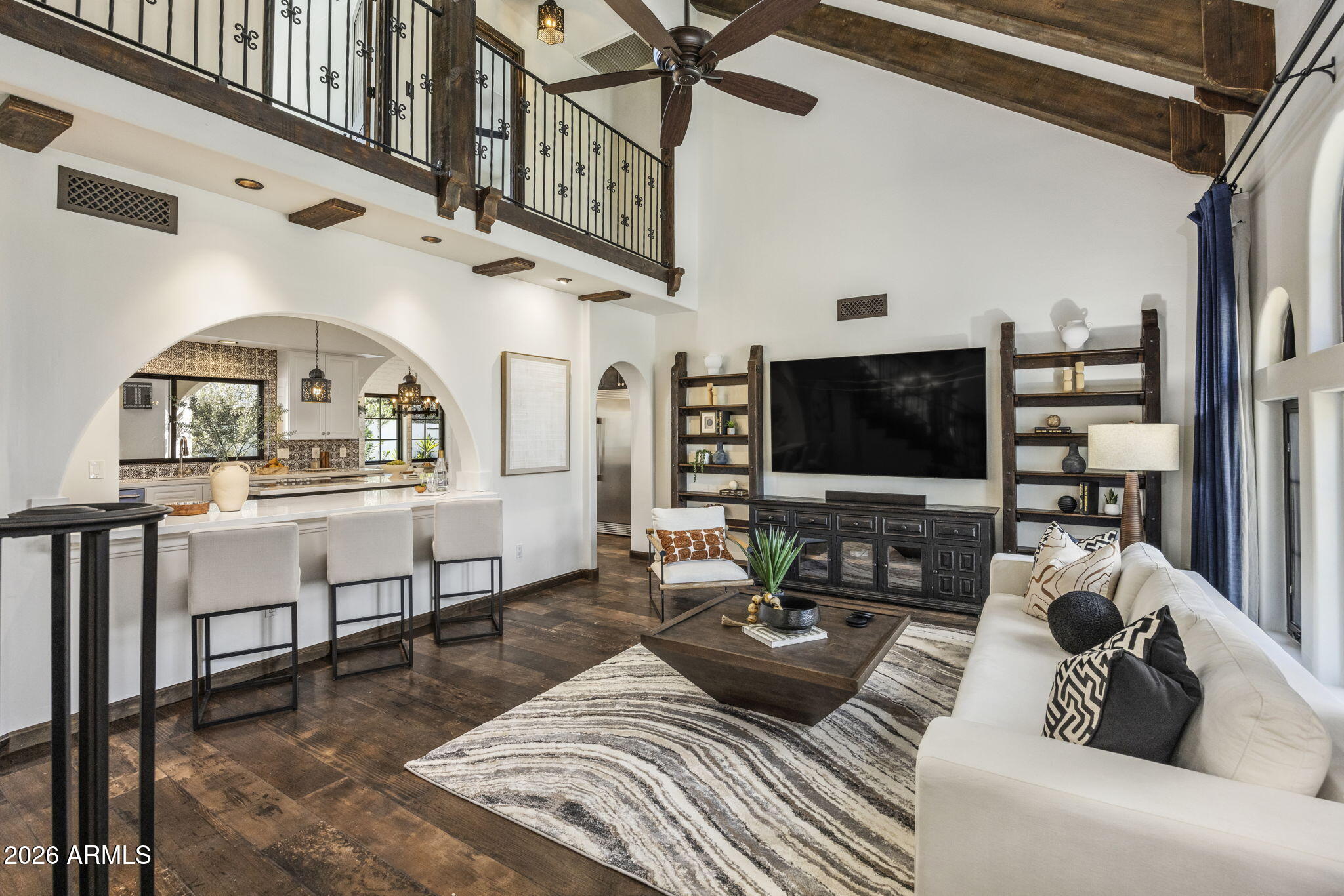 8127 E DEL CAPITAN Drive