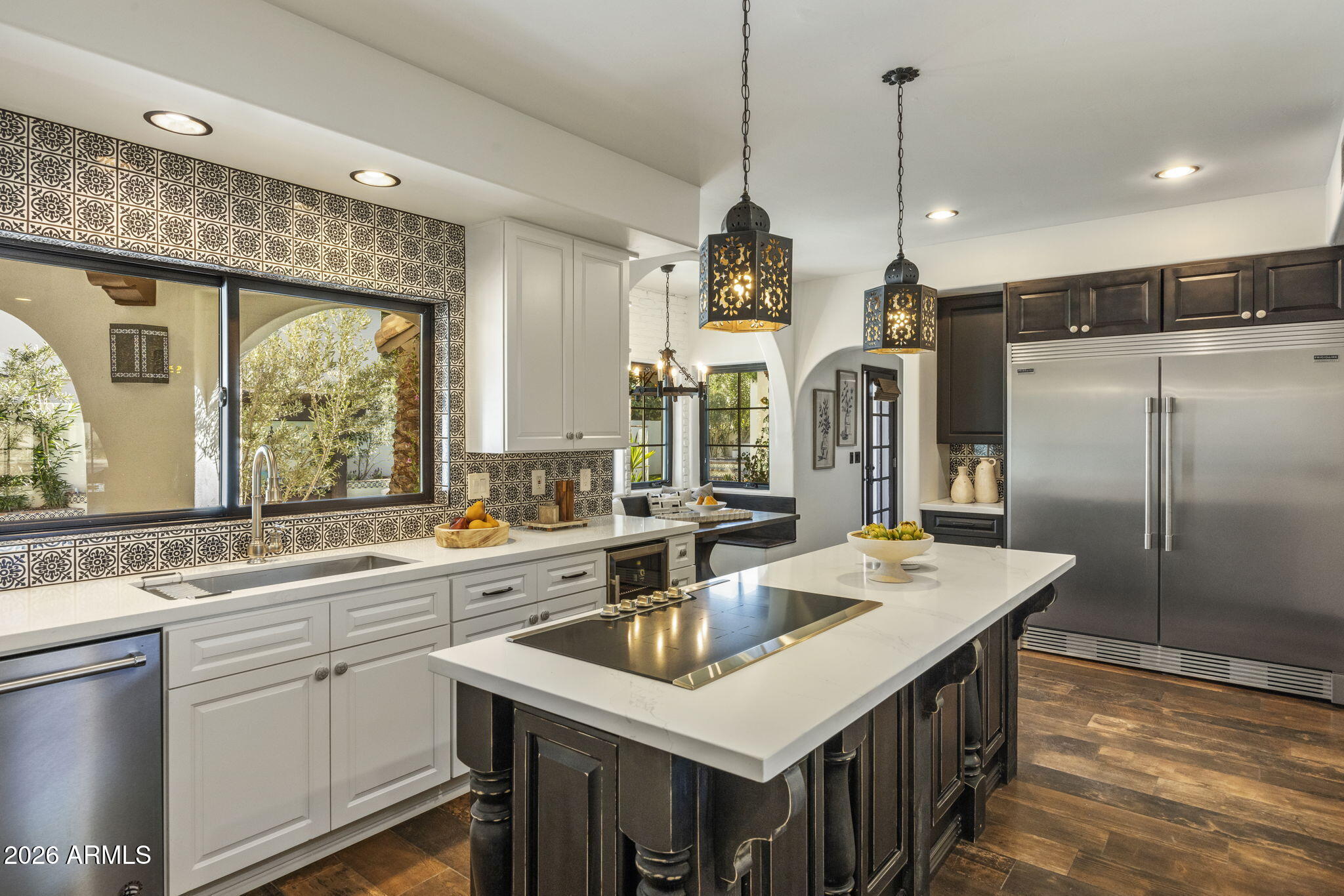 8127 E DEL CAPITAN Drive