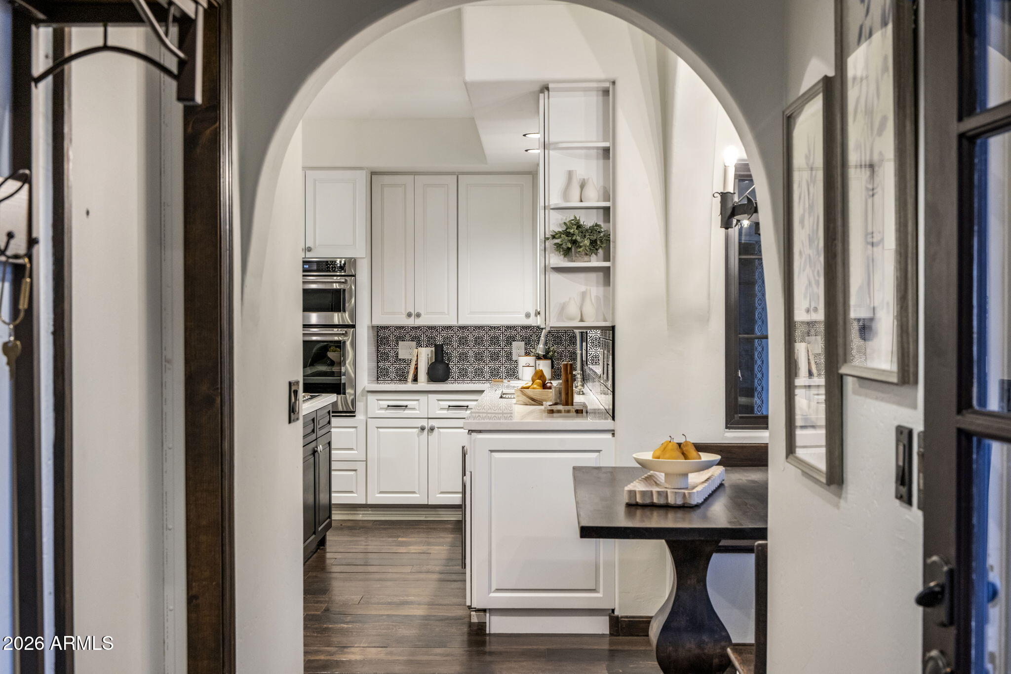 8127 E DEL CAPITAN Drive