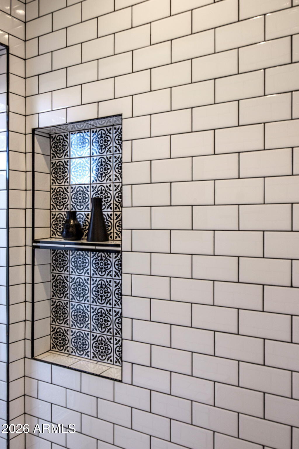 8127 E DEL CAPITAN Drive