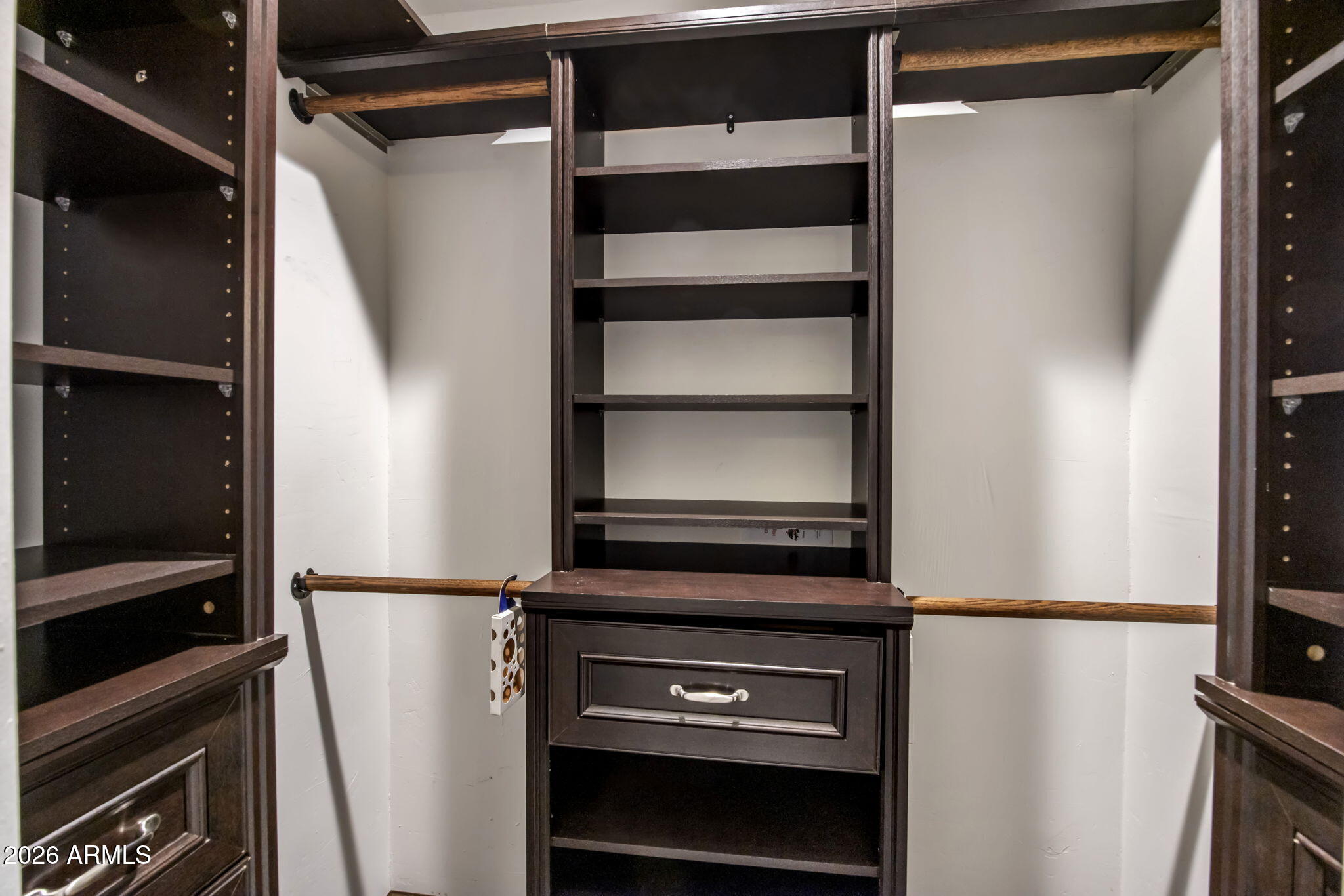 8127 E DEL CAPITAN Drive