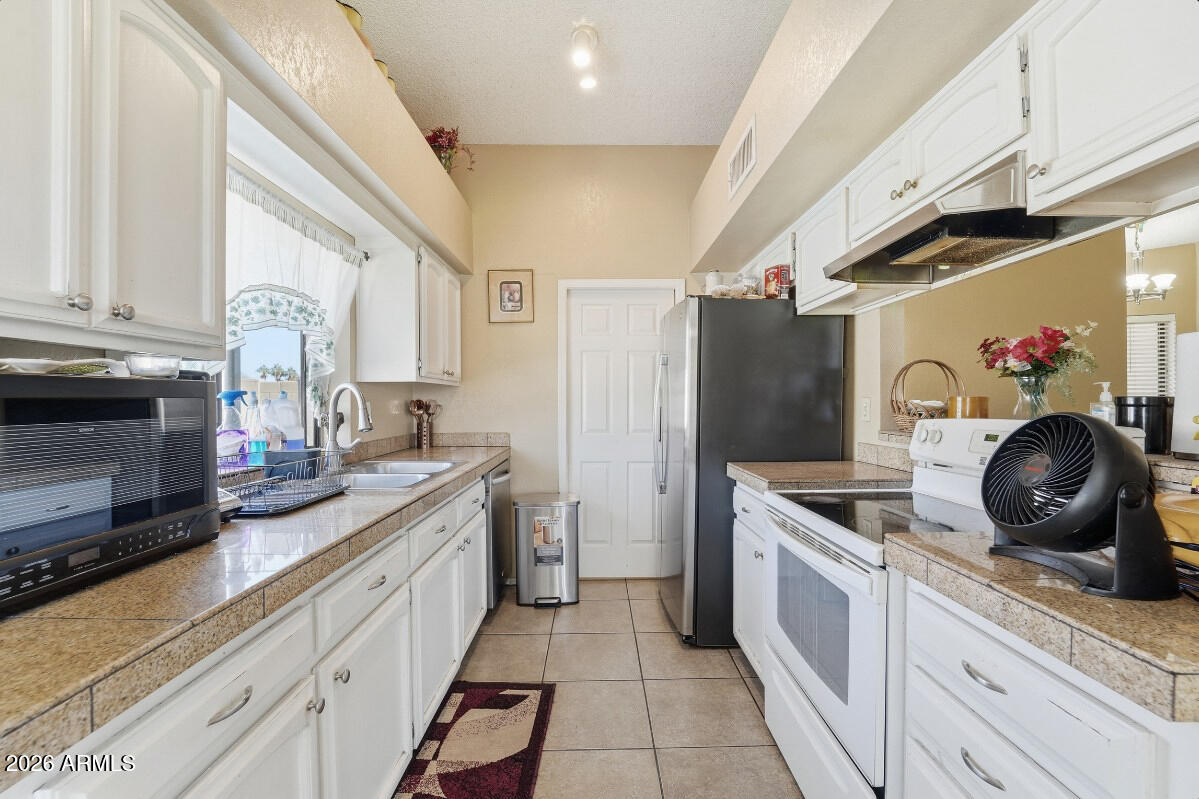 11226 N 60TH Court