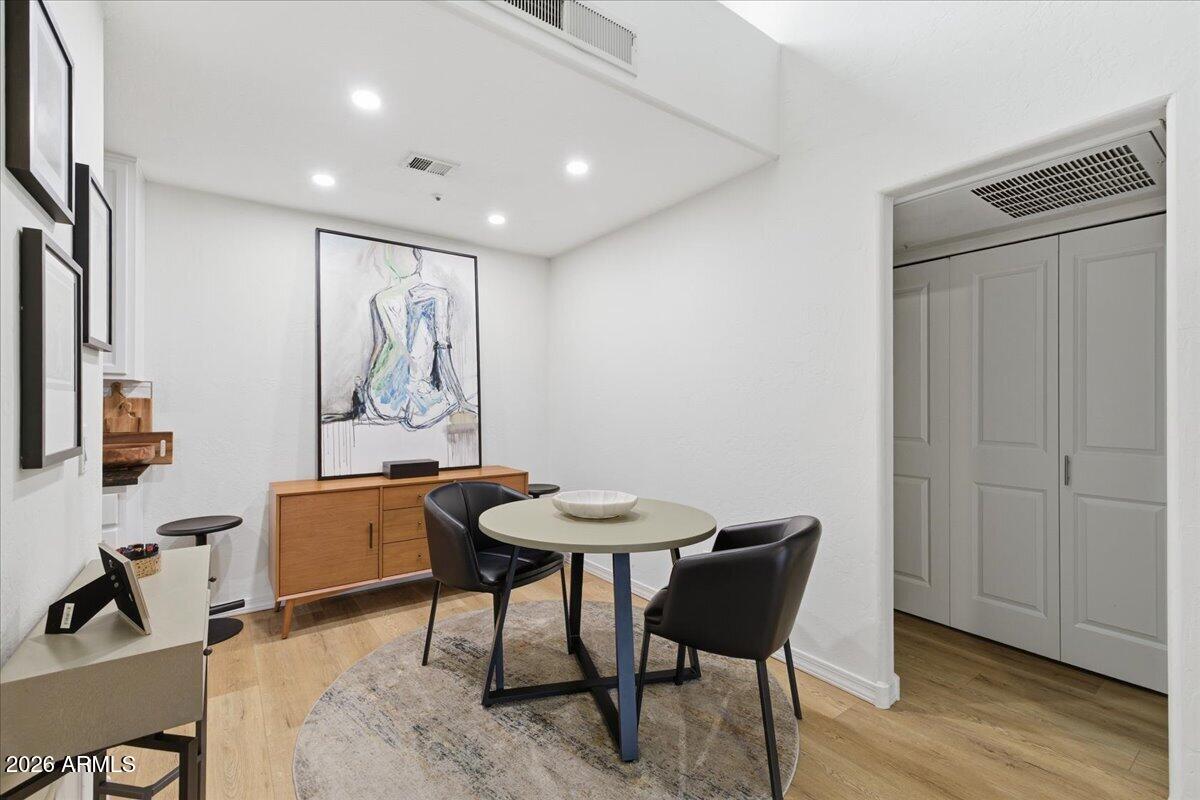 14145 N 92ND Street 2130