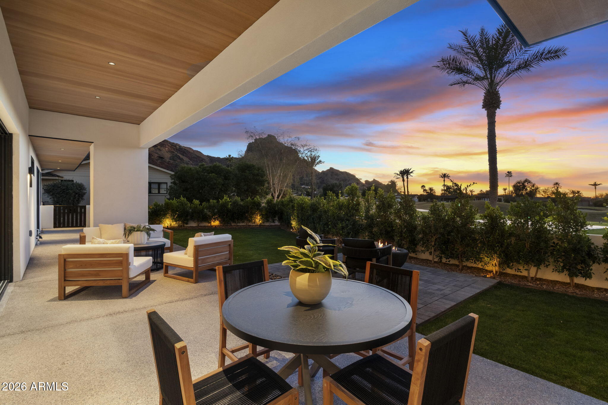 5525 E LINCOLN Drive 124