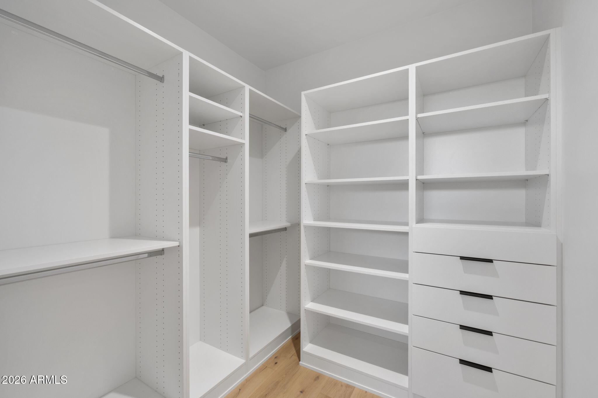 5525 E LINCOLN Drive 124