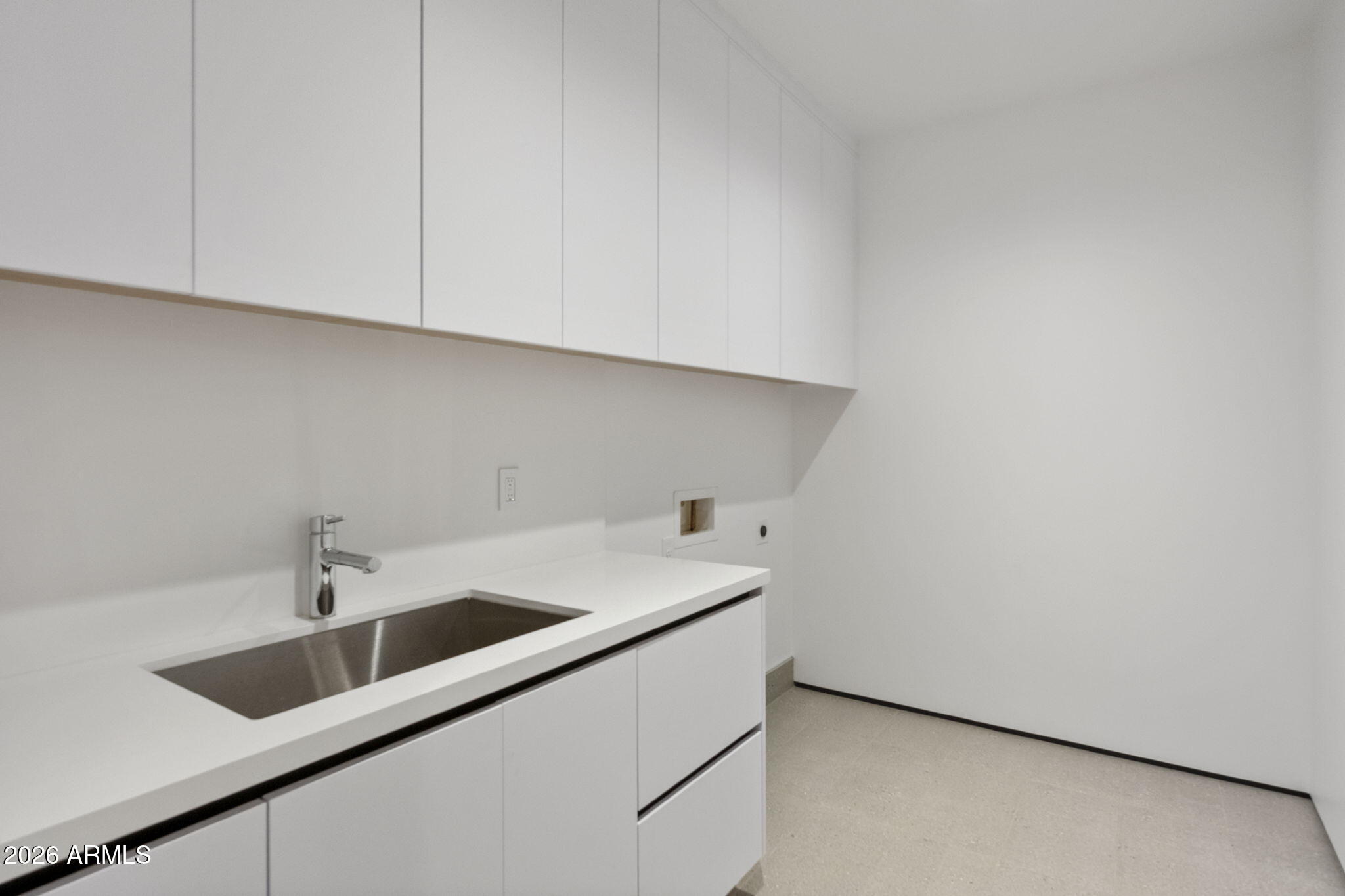 5525 E LINCOLN Drive 124