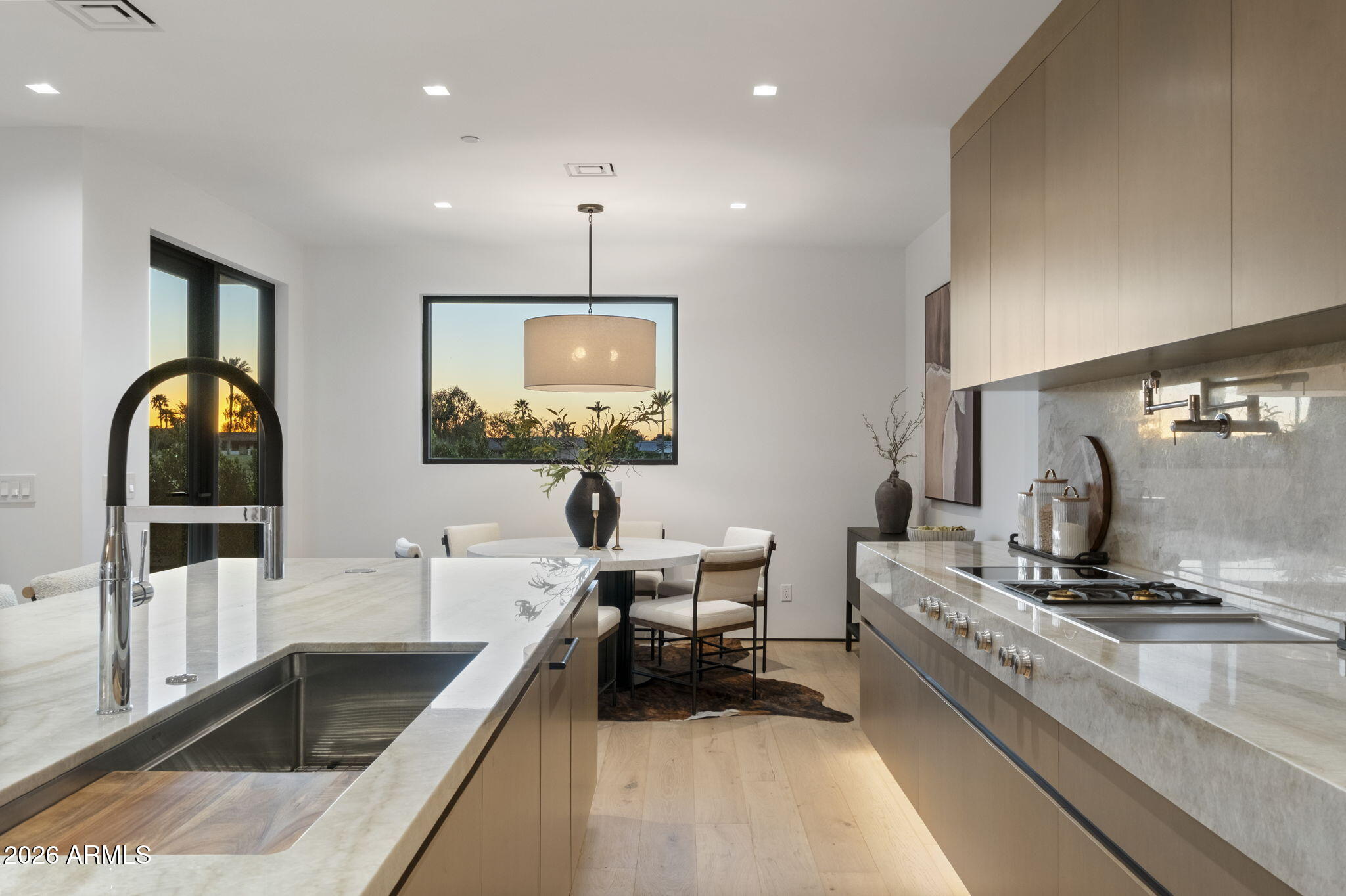 5525 E LINCOLN Drive 124