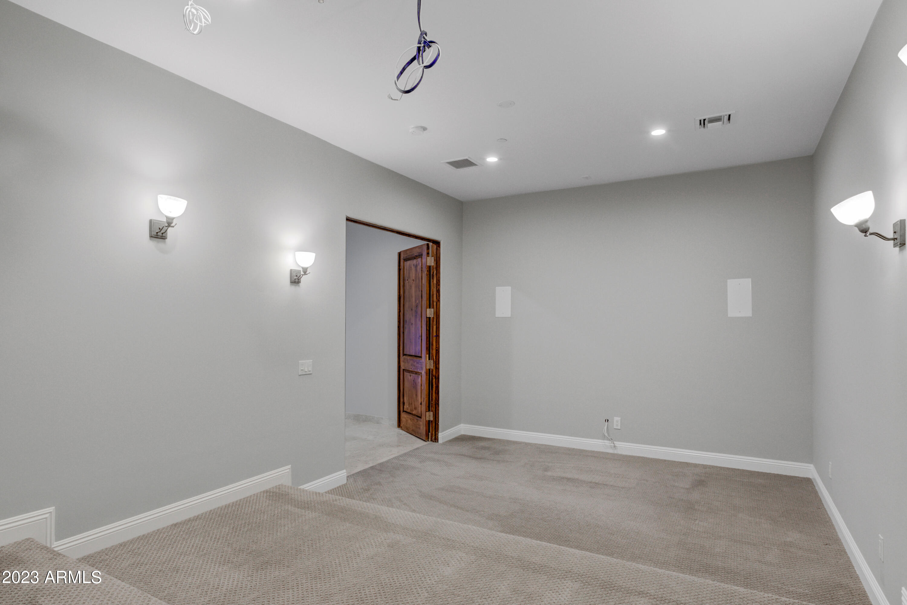 8008 E WHISTLING WIND Way