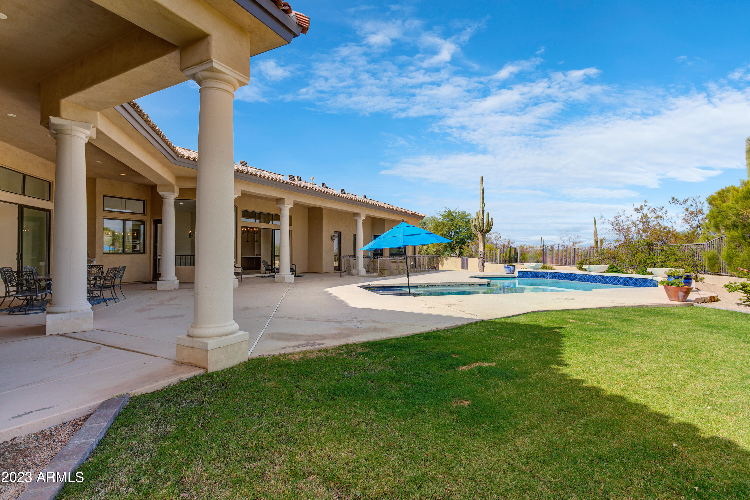 8008 E WHISTLING WIND Way