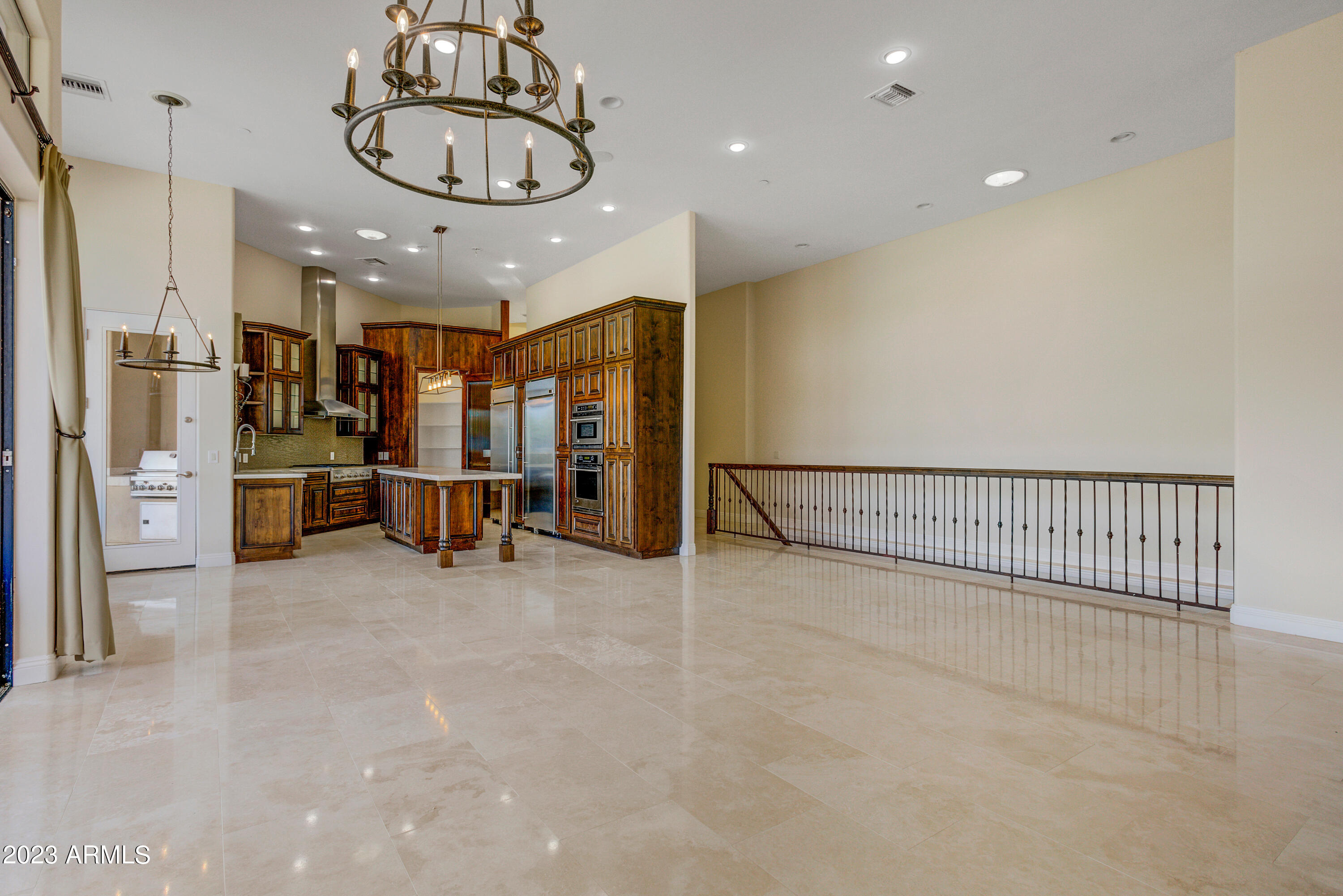 8008 E WHISTLING WIND Way