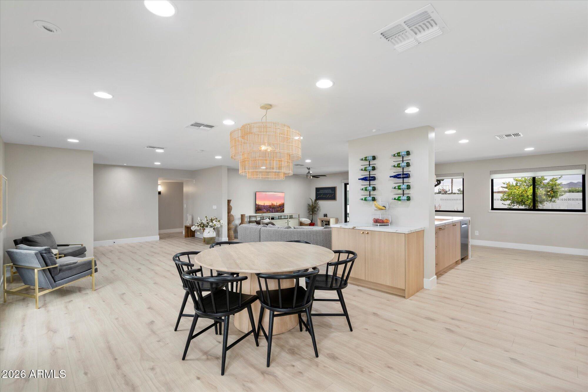 5429 E BLOOMFIELD Road